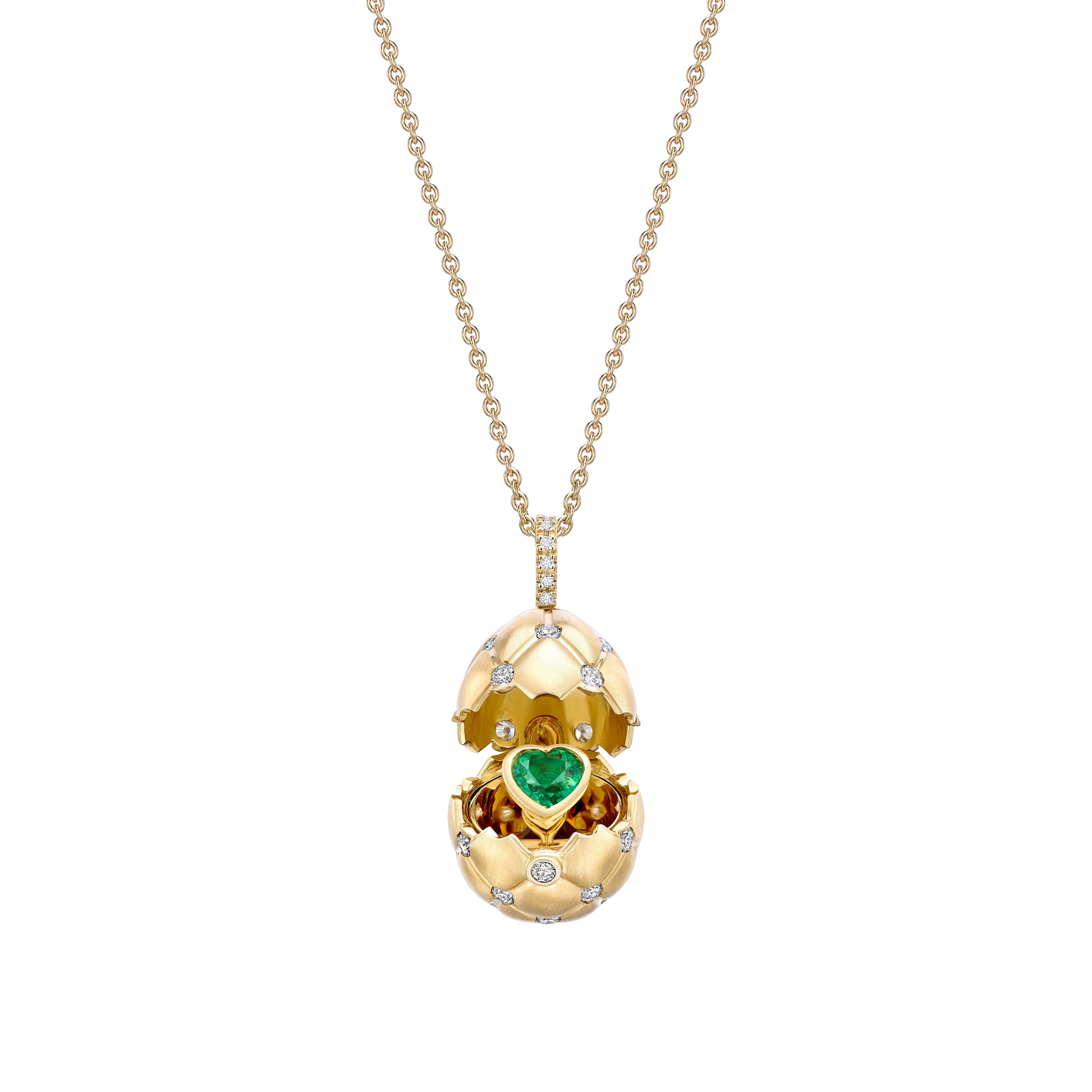 Treillage Brushed Yellow Gold & Diamond Set Emerald Heart Surprise