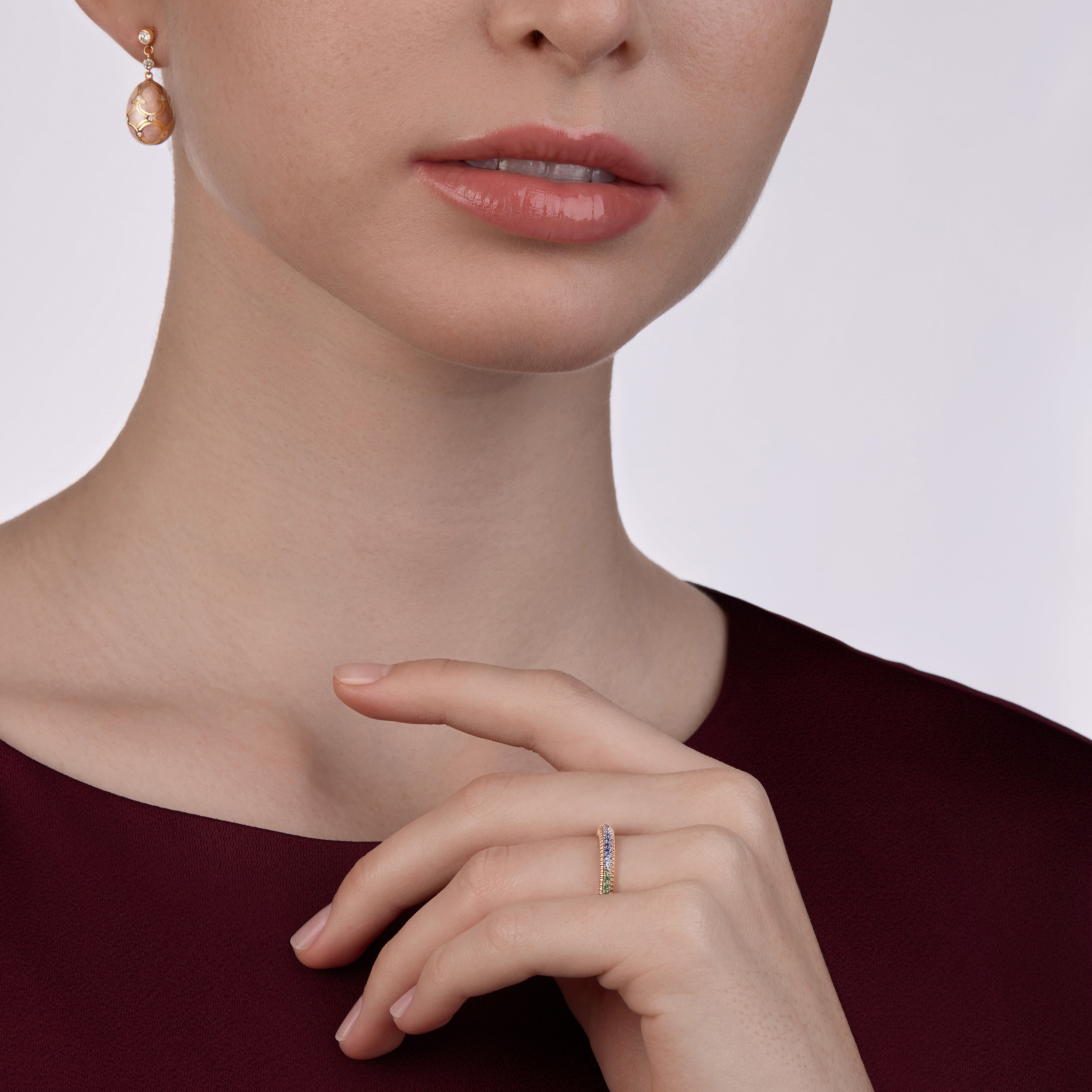 Серьги-подвески в форме яйца Guilloché Enamel