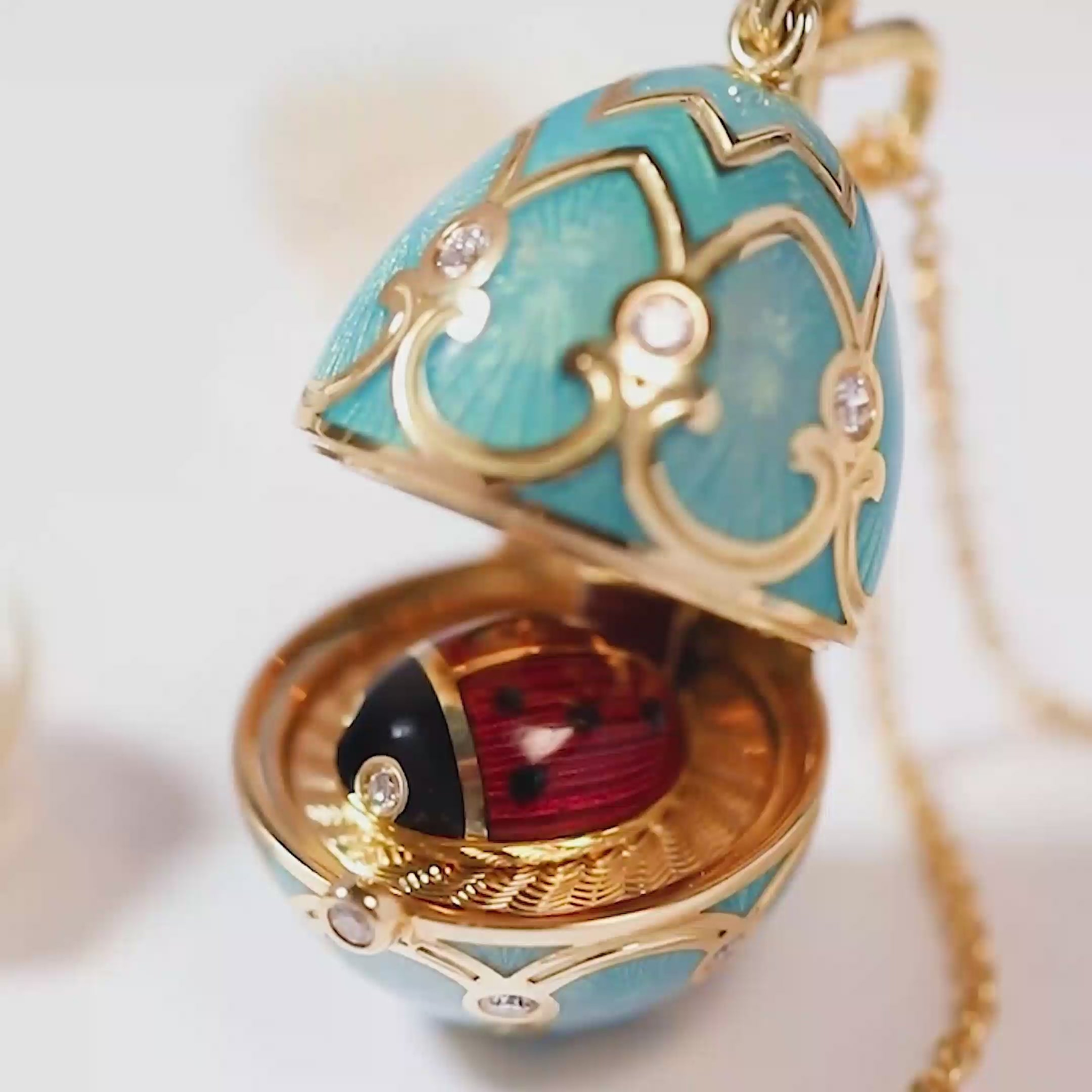 Heritage Locket 1905