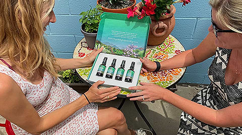mama postpartum care kit
