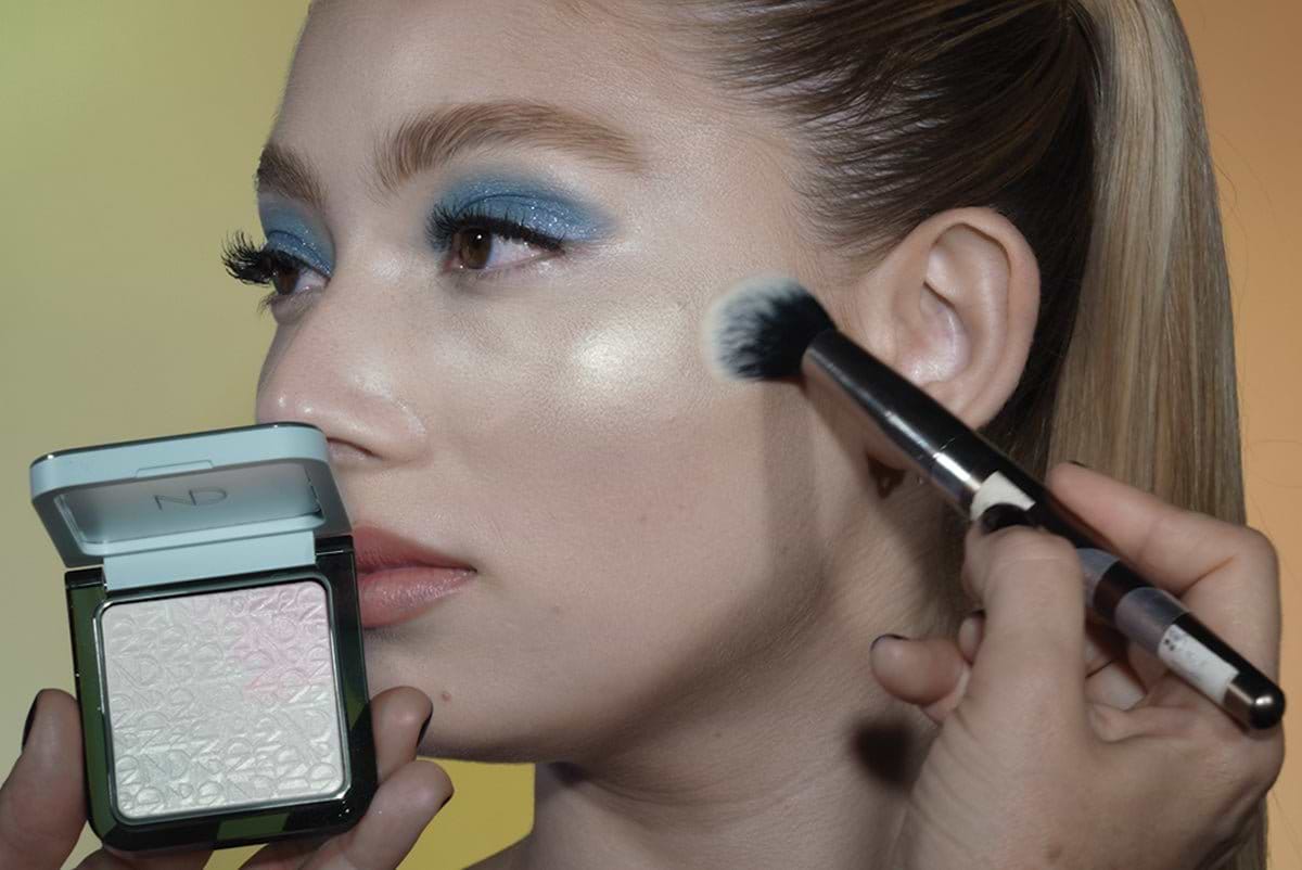 HOW TO USE: ND PASTEL PLEXI GLOW HIGHLIGHTER| Natasha Denona Makeup