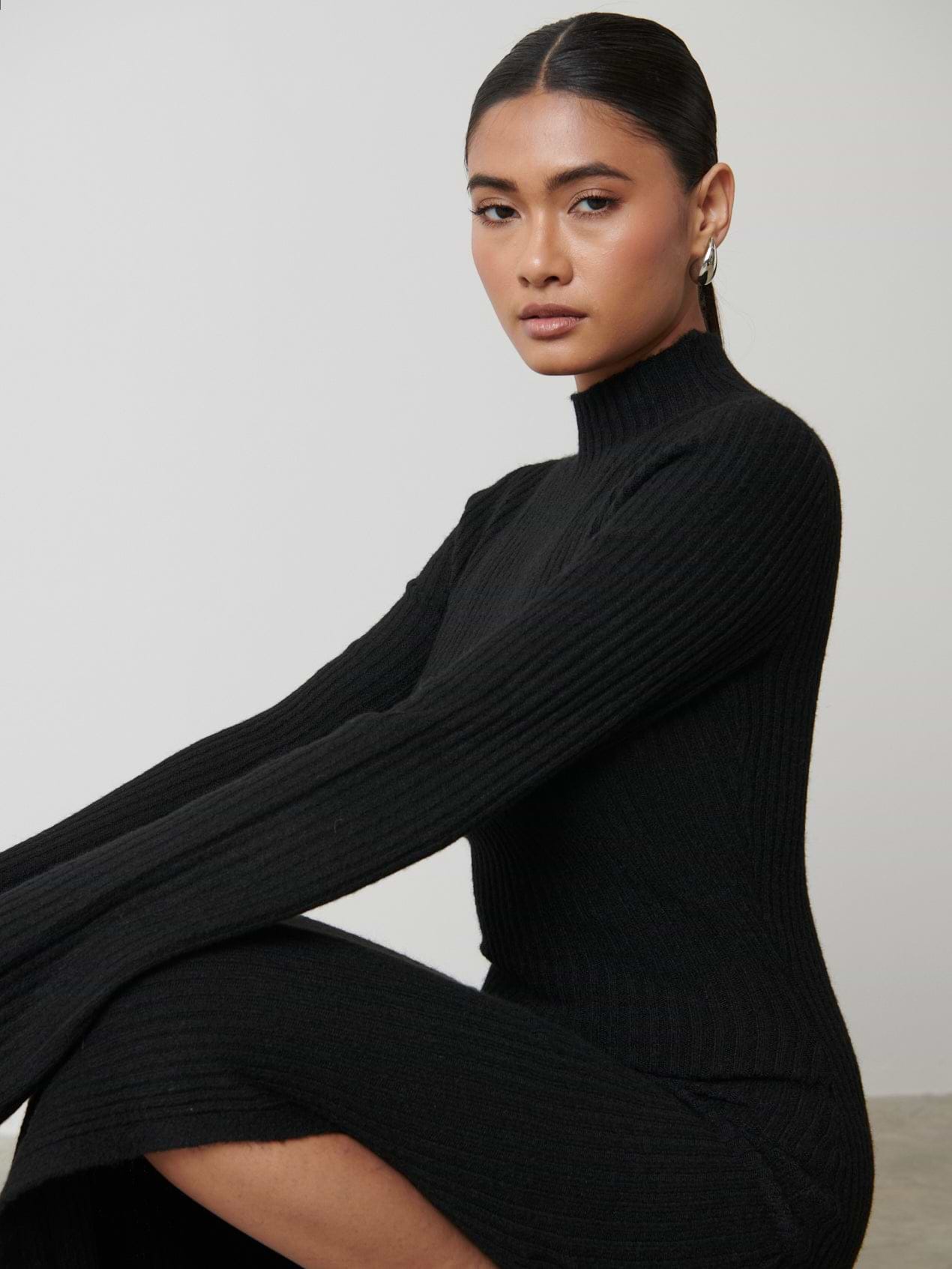Baylee Soft Knit Midaxi Dress - Black