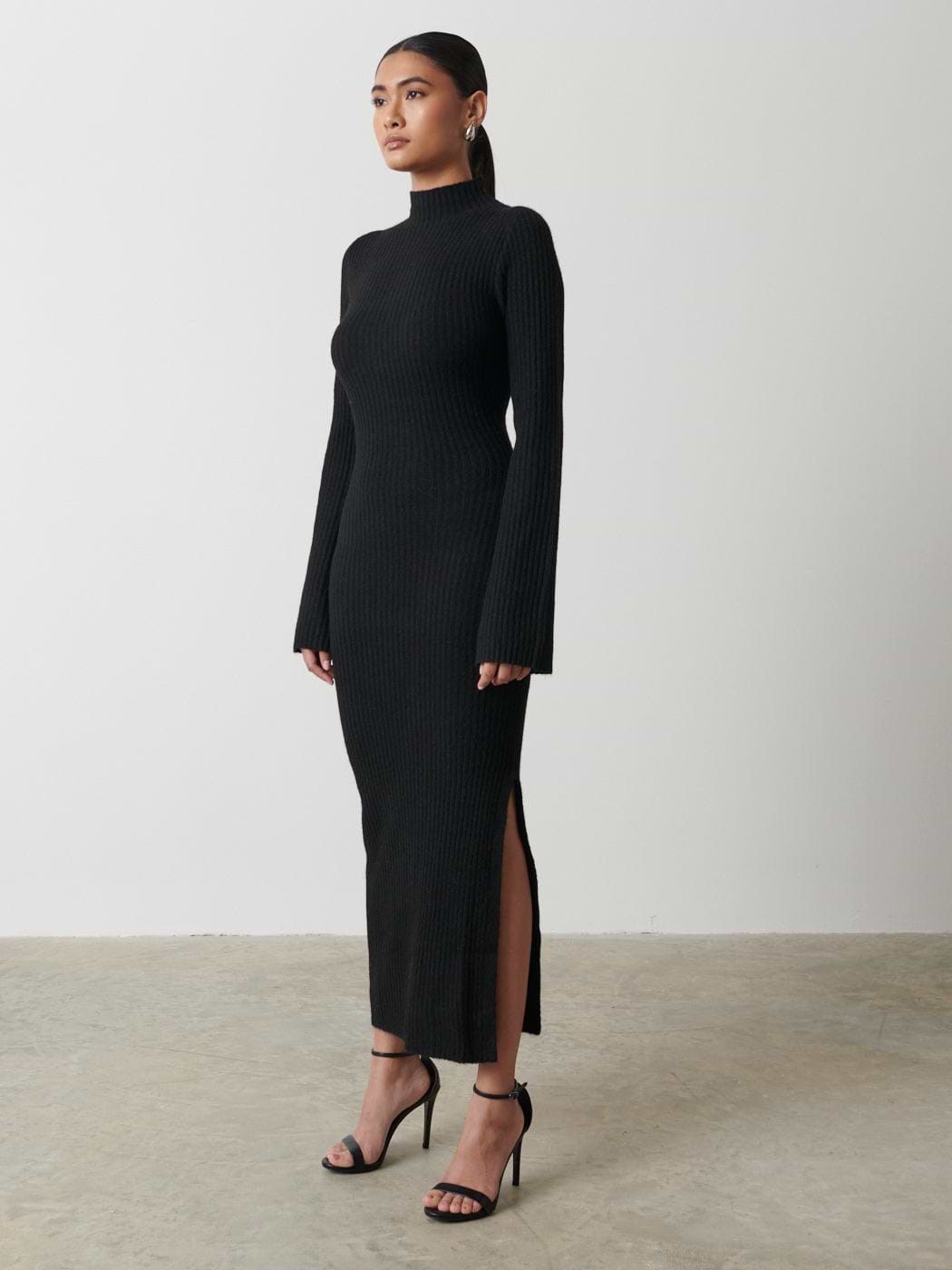 Baylee Soft Knit Midaxi Dress - Black