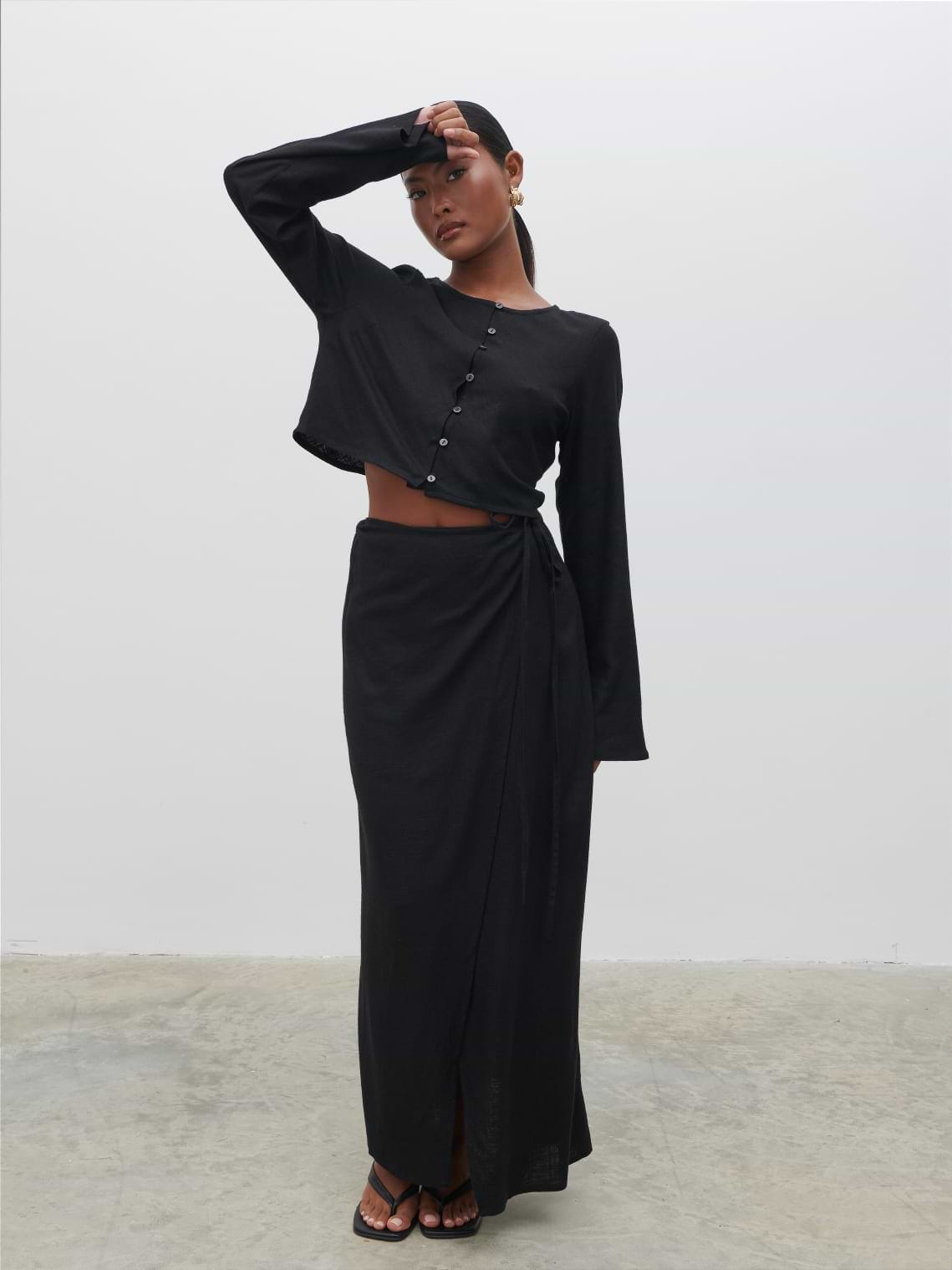 Abigail Button Front Linen Blouse - Black