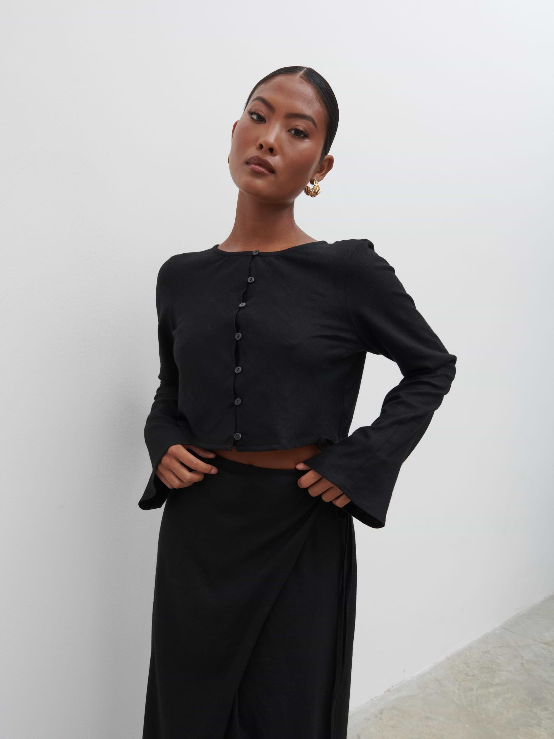 Abigail Button Front Linen Blouse - Black