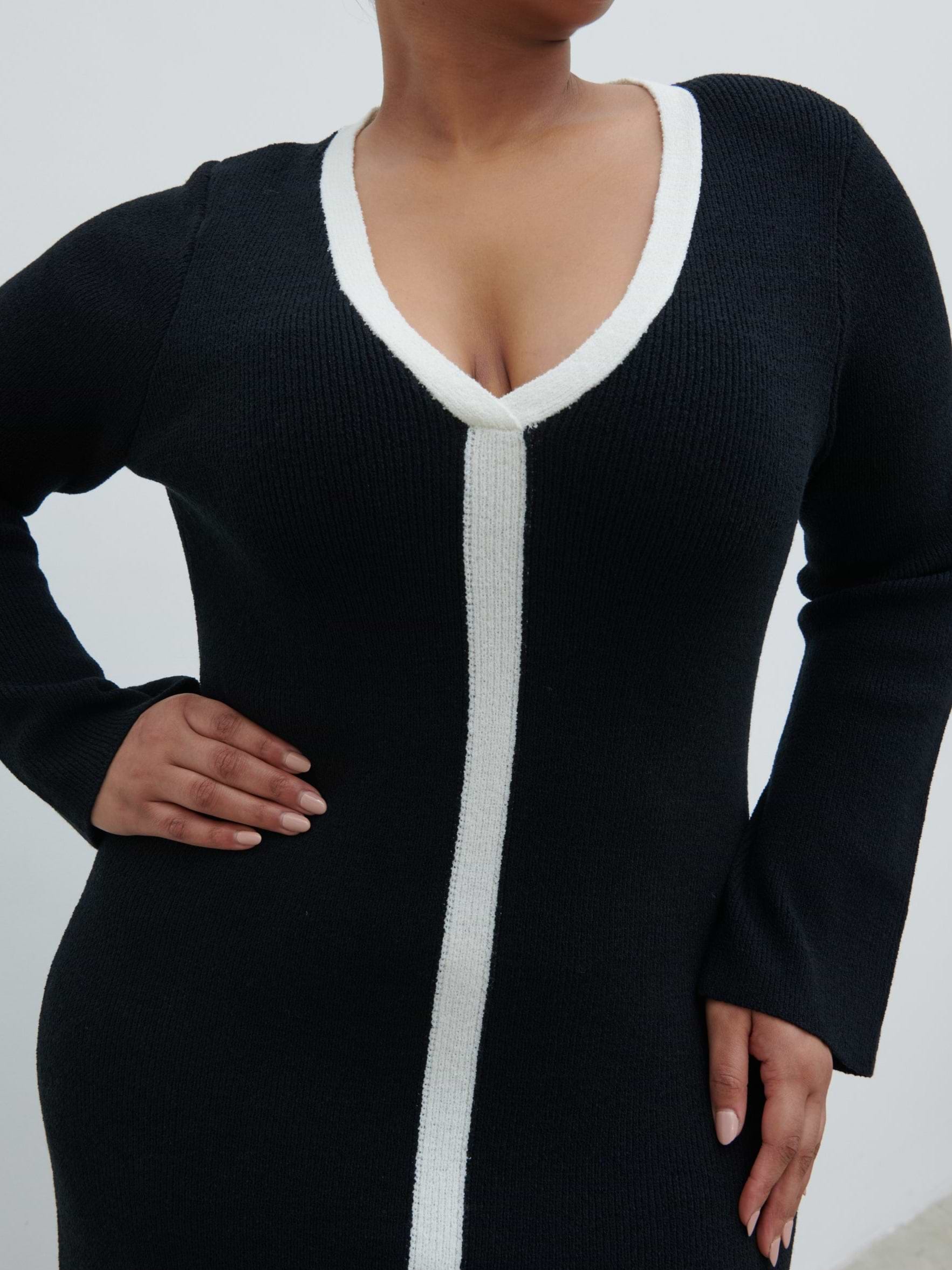 Ailey Contrast Seam Knit Midaxi Dress Curve - Black and Cream