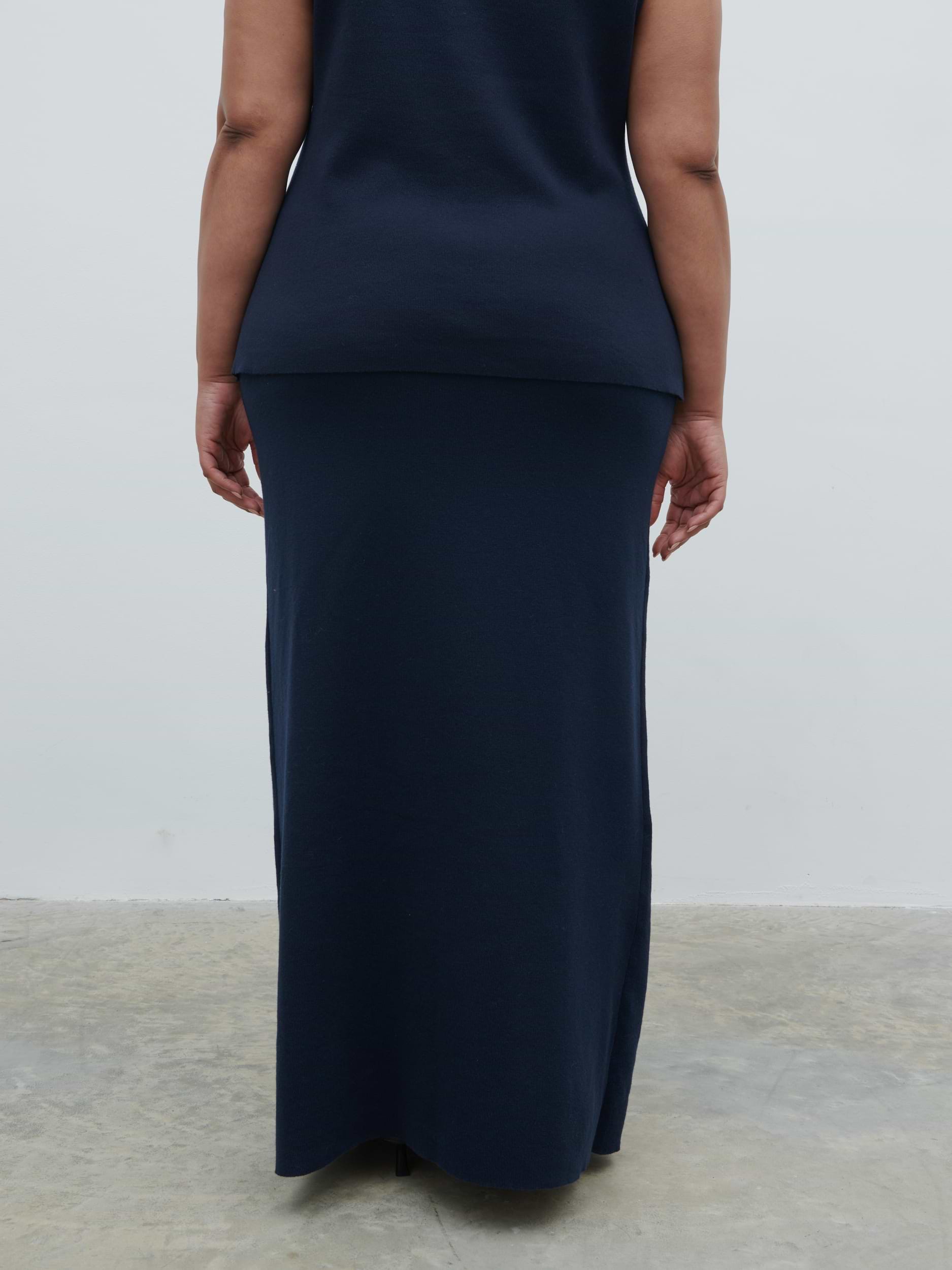 Alba Knit Maxi Skirt Curve - Navy