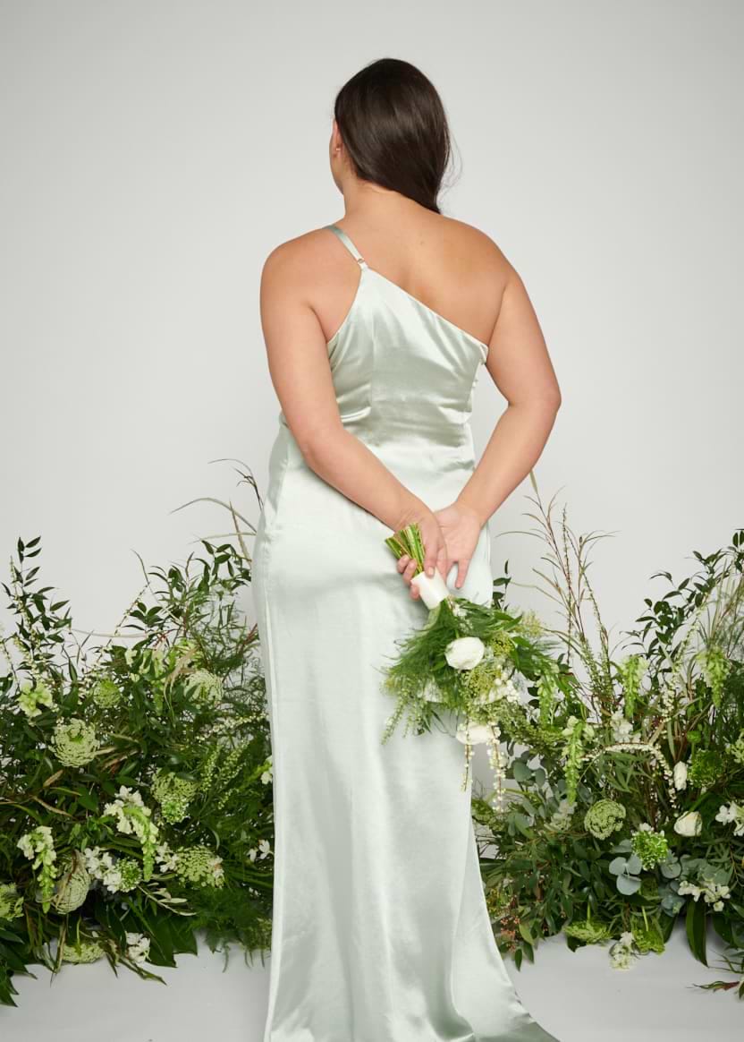 Amelia Maxi Bridesmaid Dress Curve - Matte Sage