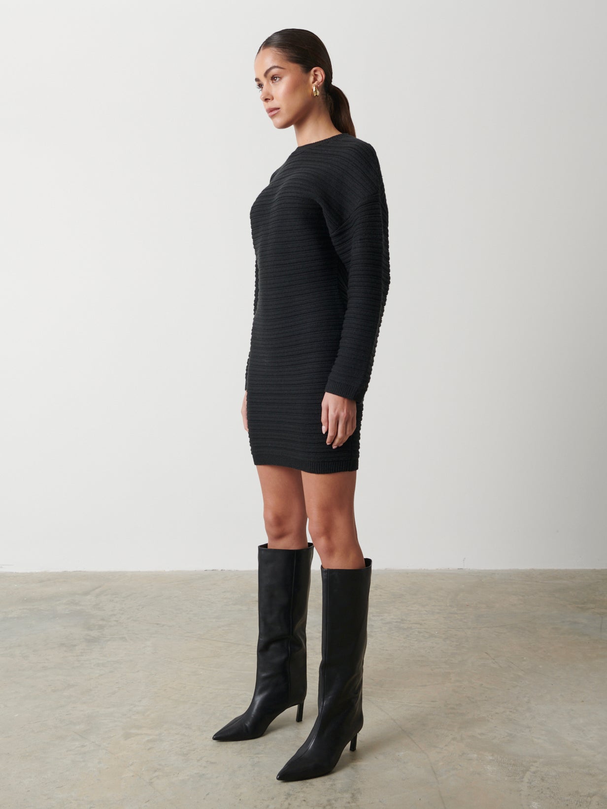 Annie Backless Tie Knit Dress - Black