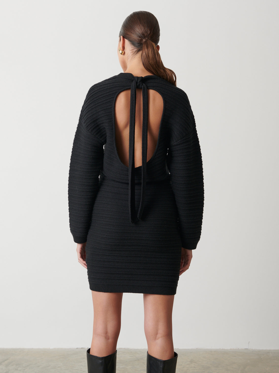 Annie Backless Tie Knit Dress - Black