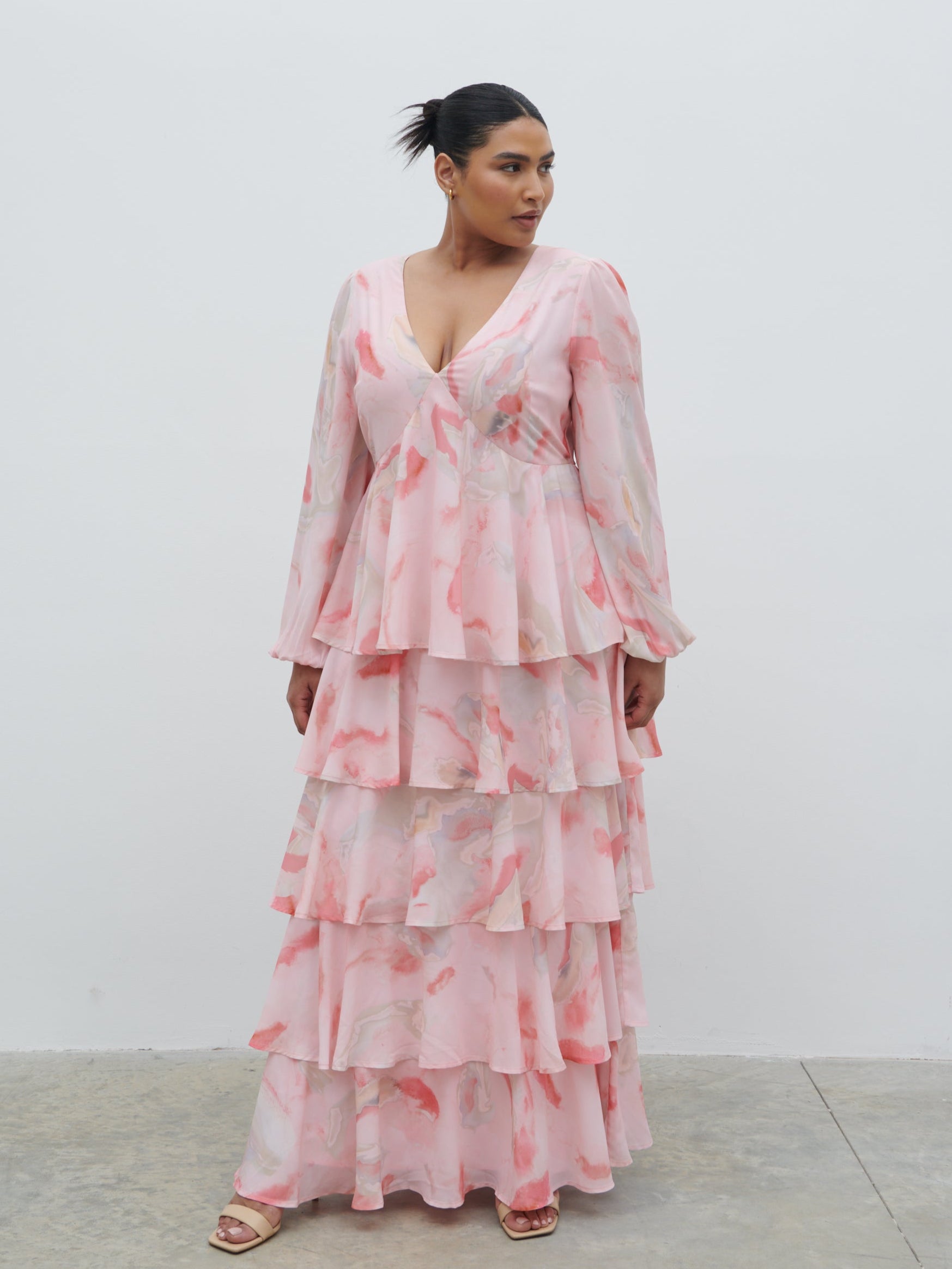 Ashton Ruffle Maxi Dress Curve - Pink Marble Ombre