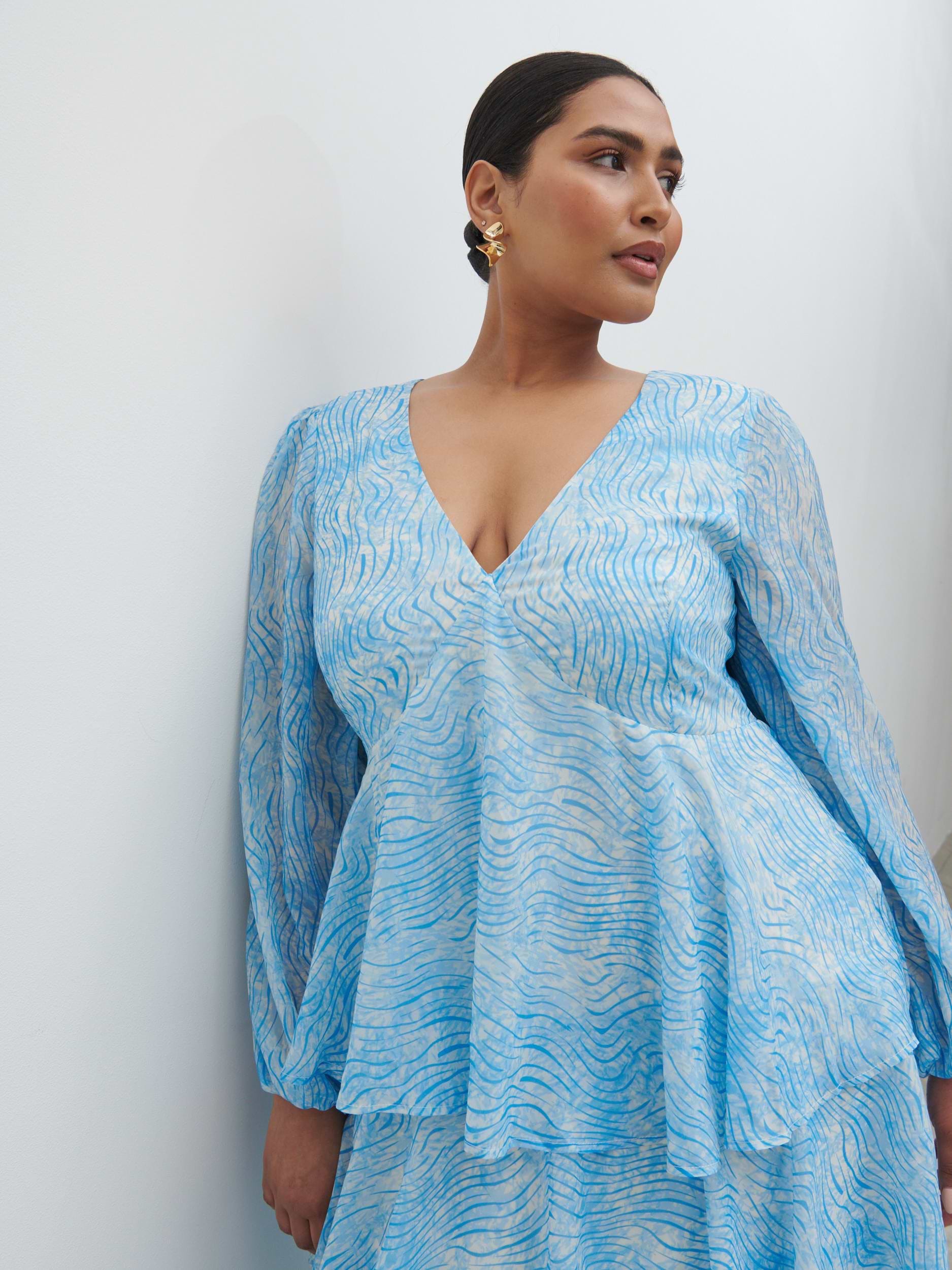 Ashton Ruffle Maxi Dress Curve - Blue Swirl