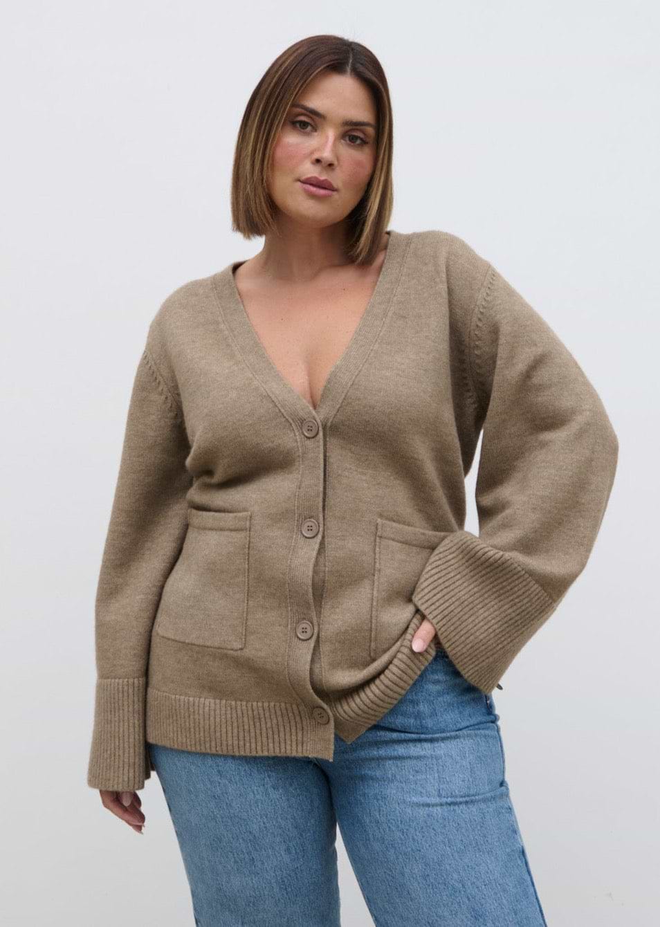 Autumn Knit Cardigan Curve - Dark Beige