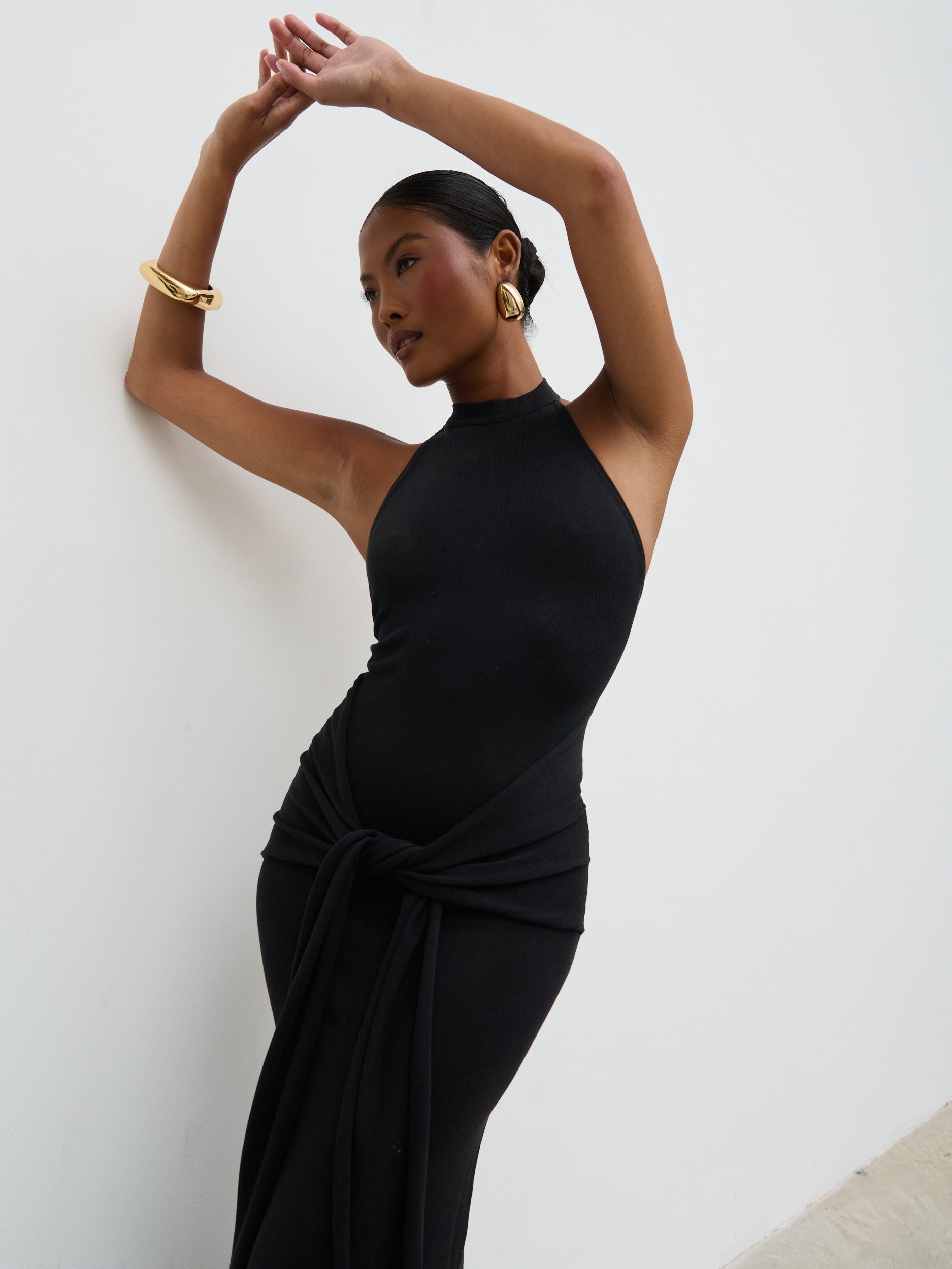 Bernelle Halterneck Tie Waist Knit Midaxi Dress - Black