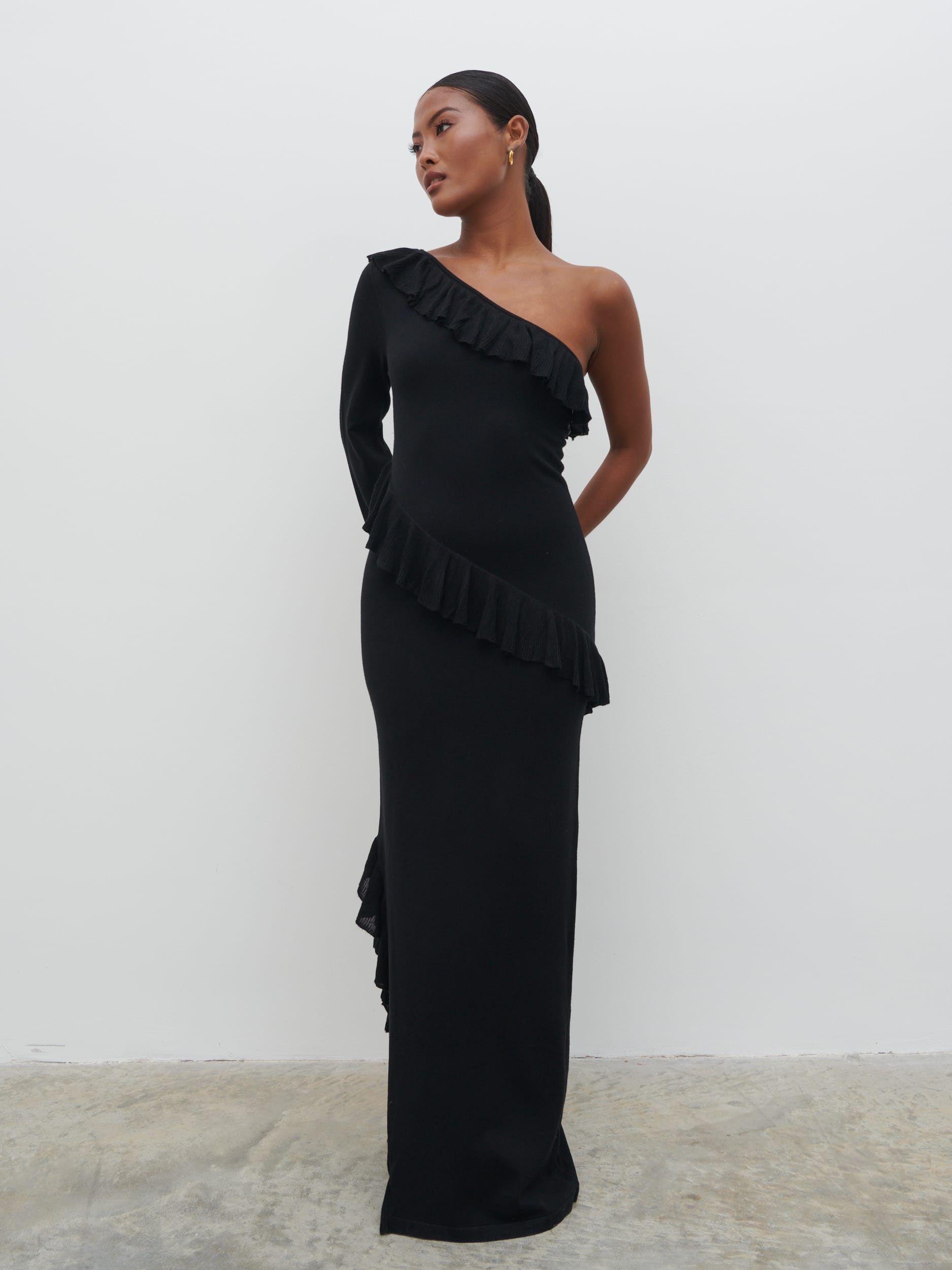 Bethanie Ruffle Maxi Knit Dress - Black