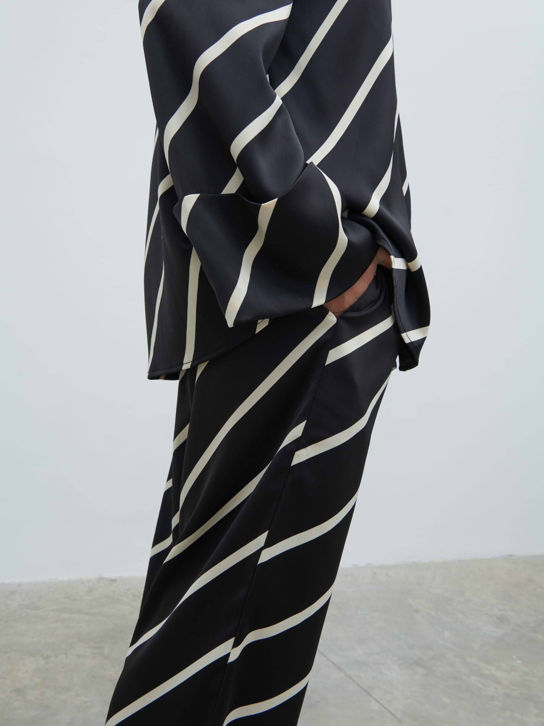 Bobbi Relaxed Shirt - Black Asymmetric Stripe