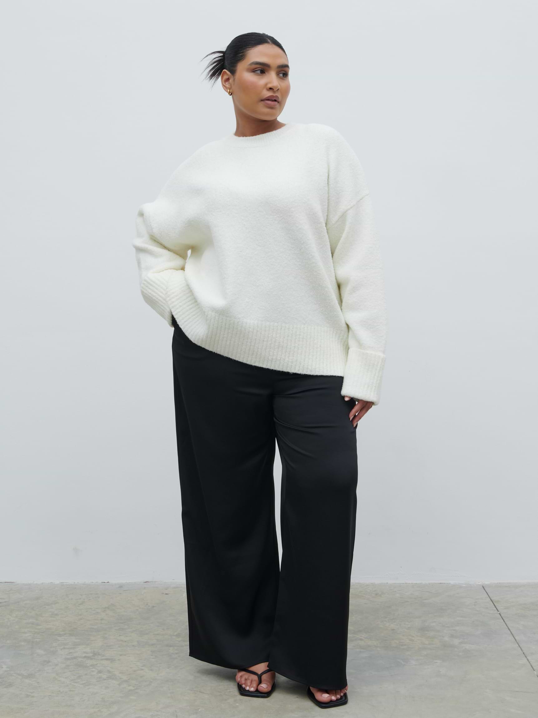 Breya Satin Drawstring Trousers Curve - Black