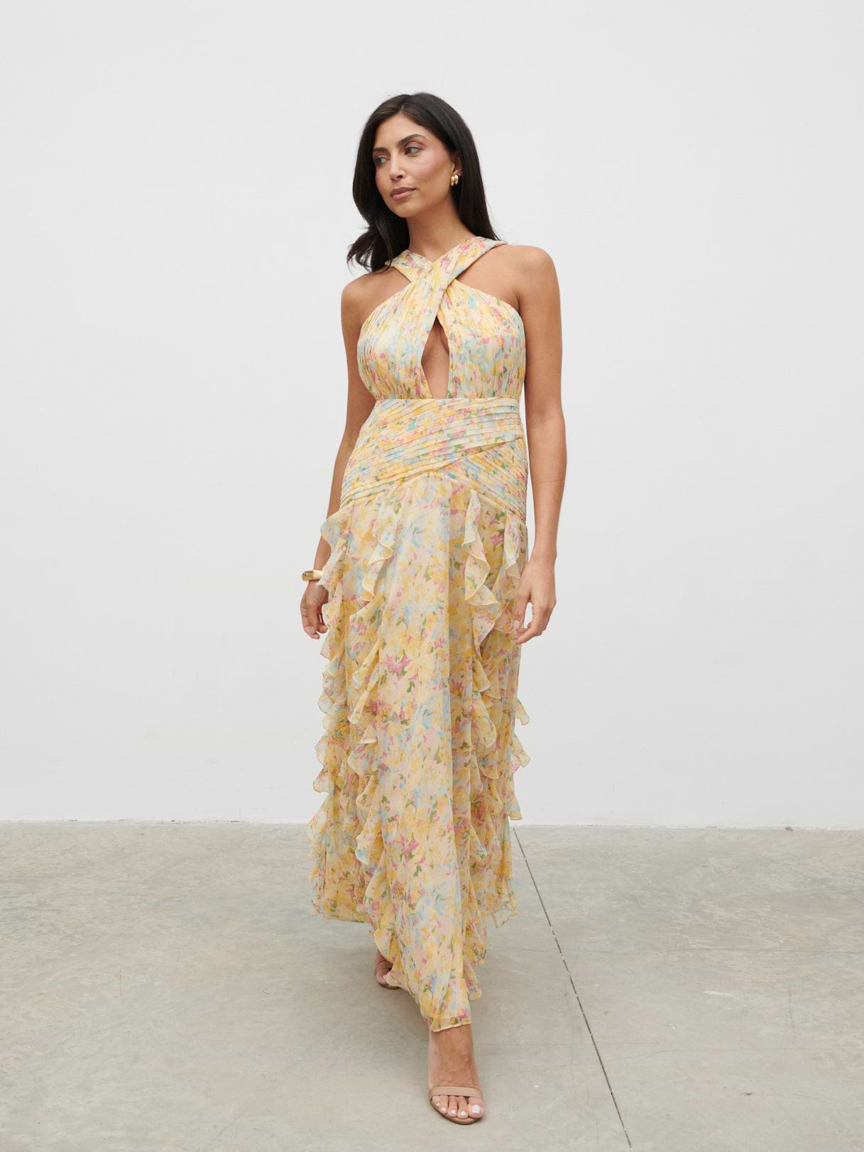 Lygia Is 5'9" & Wears Size UK 8