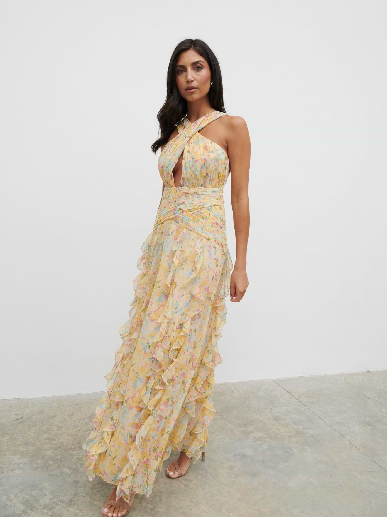 Lygia Is 5'9" & Wears Size UK 8