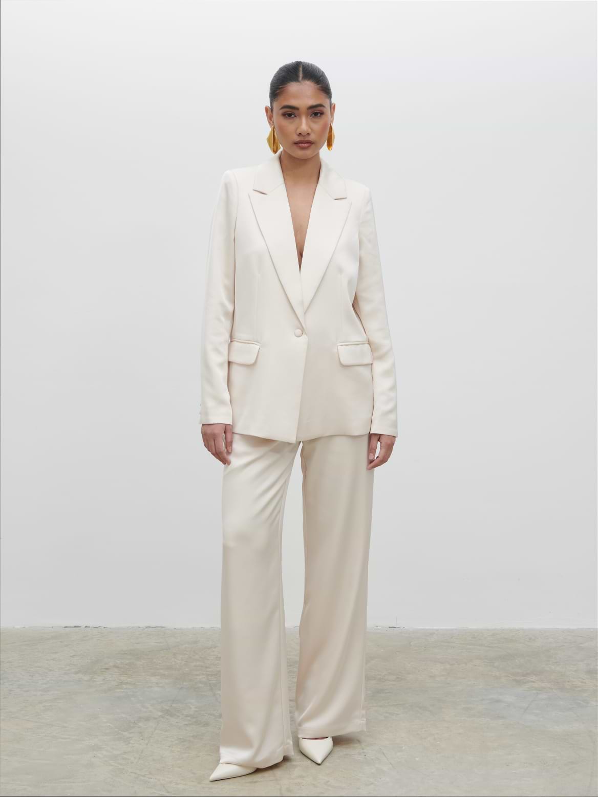Callie Satin Suit Jacket - Ivory