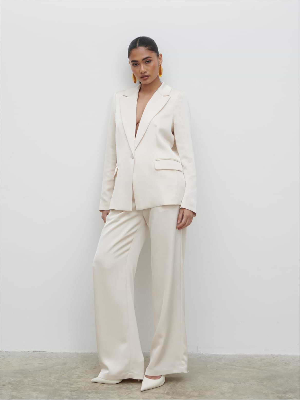 Callie Satin Suit Jacket - Ivory