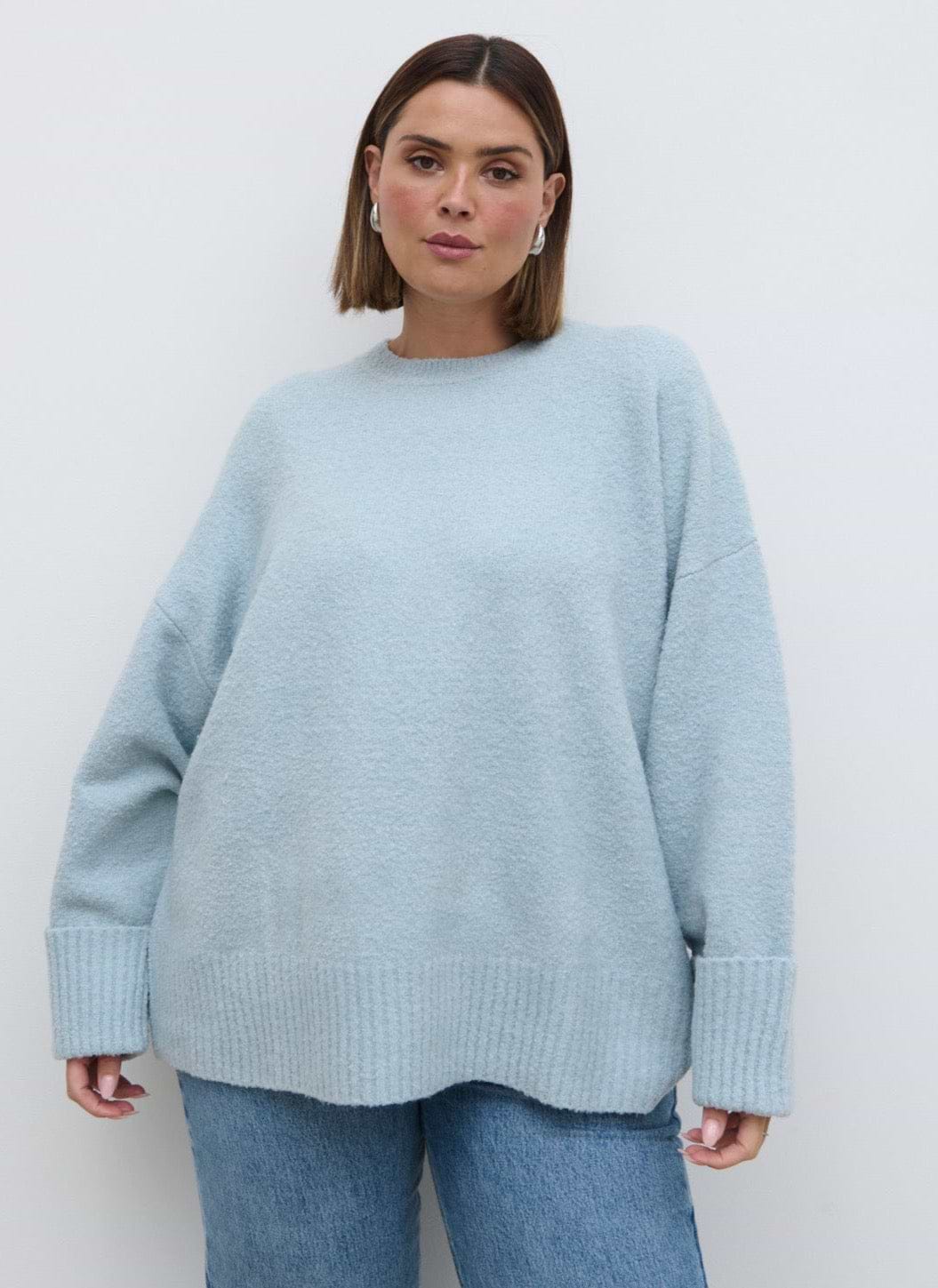 Camille Oversized Borg Knit Jumper Curve - Pale Blue