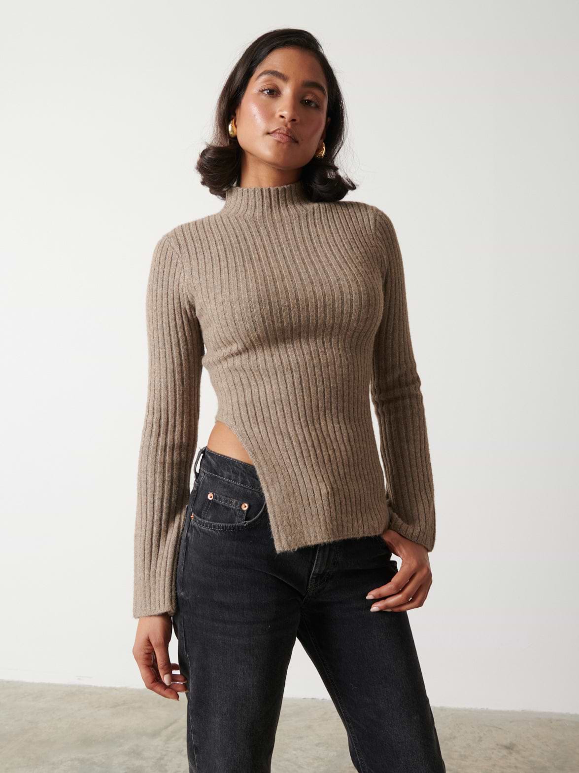 Charley Turtle Neck Asymmetric Hem Knit Top - Mushroom