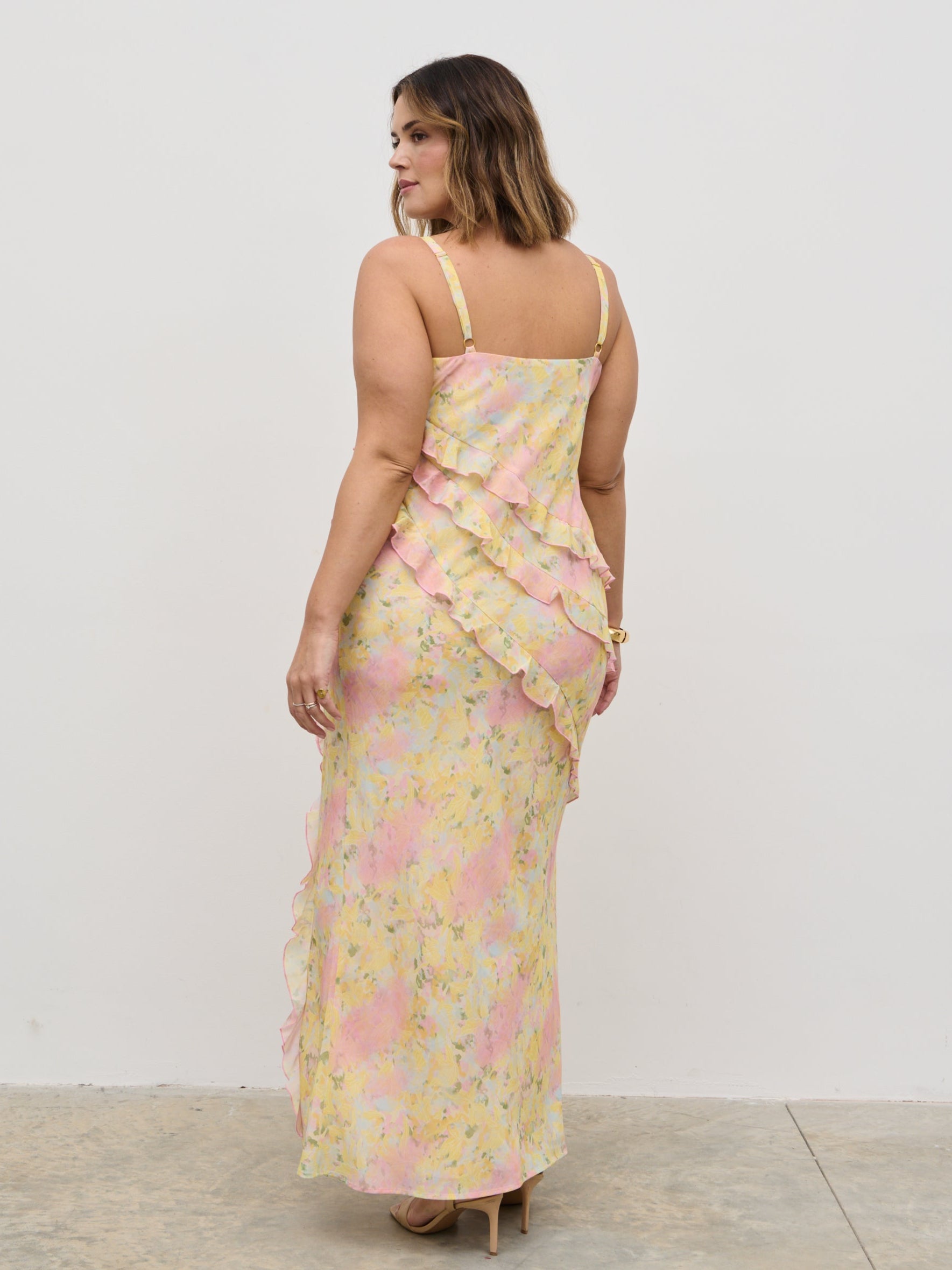 Constance Ruffle Maxi Dress Curve - Pastel Multi Abstract Floral