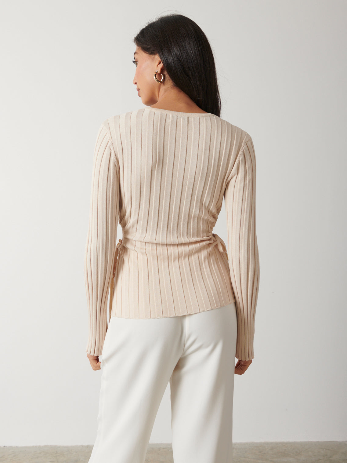 Dahlia Cut Out Waist Knit Top - Cream