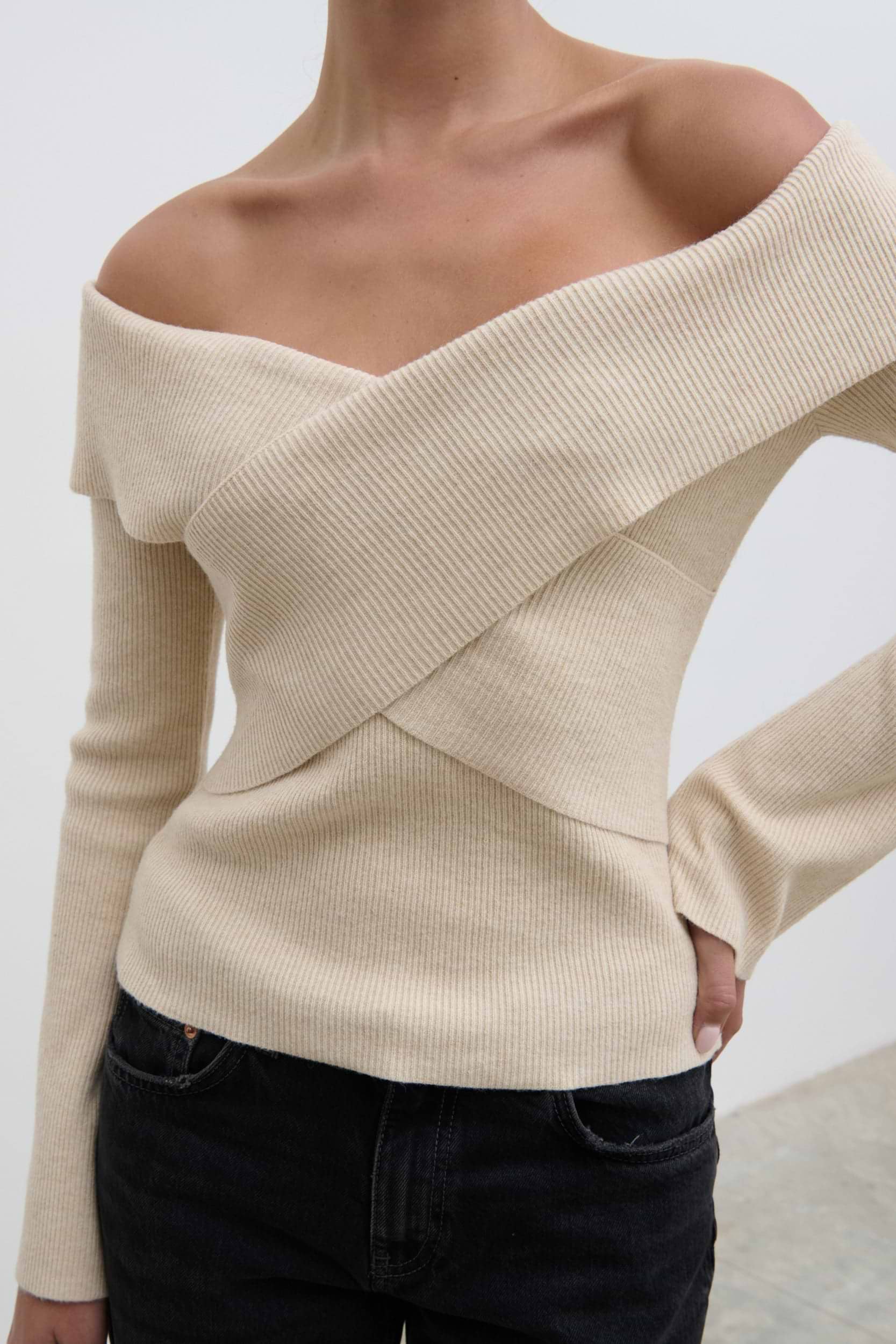 Daphne Cross Over Knit Top - Cream
