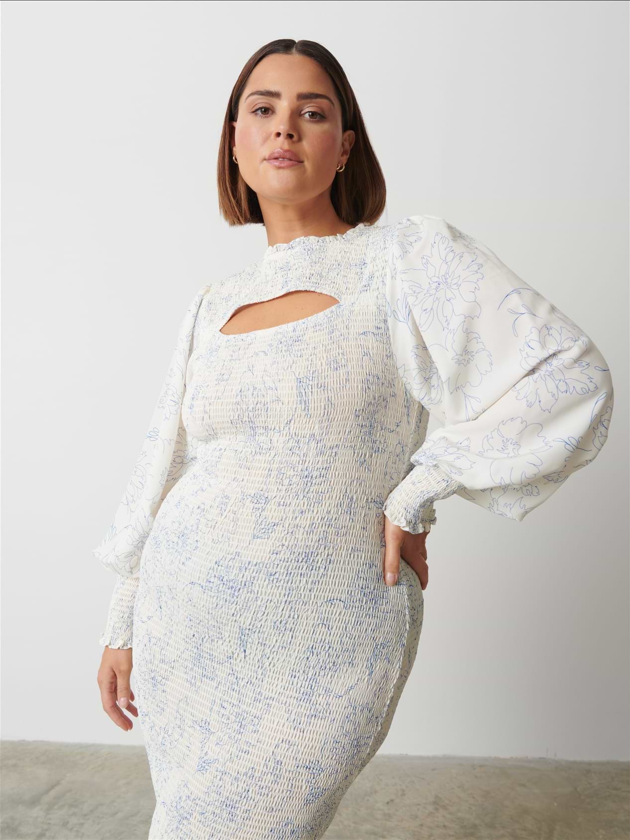 Elise Cut Out Shirred Printed Midaxi Dress Curve - Peony Abstract Floral