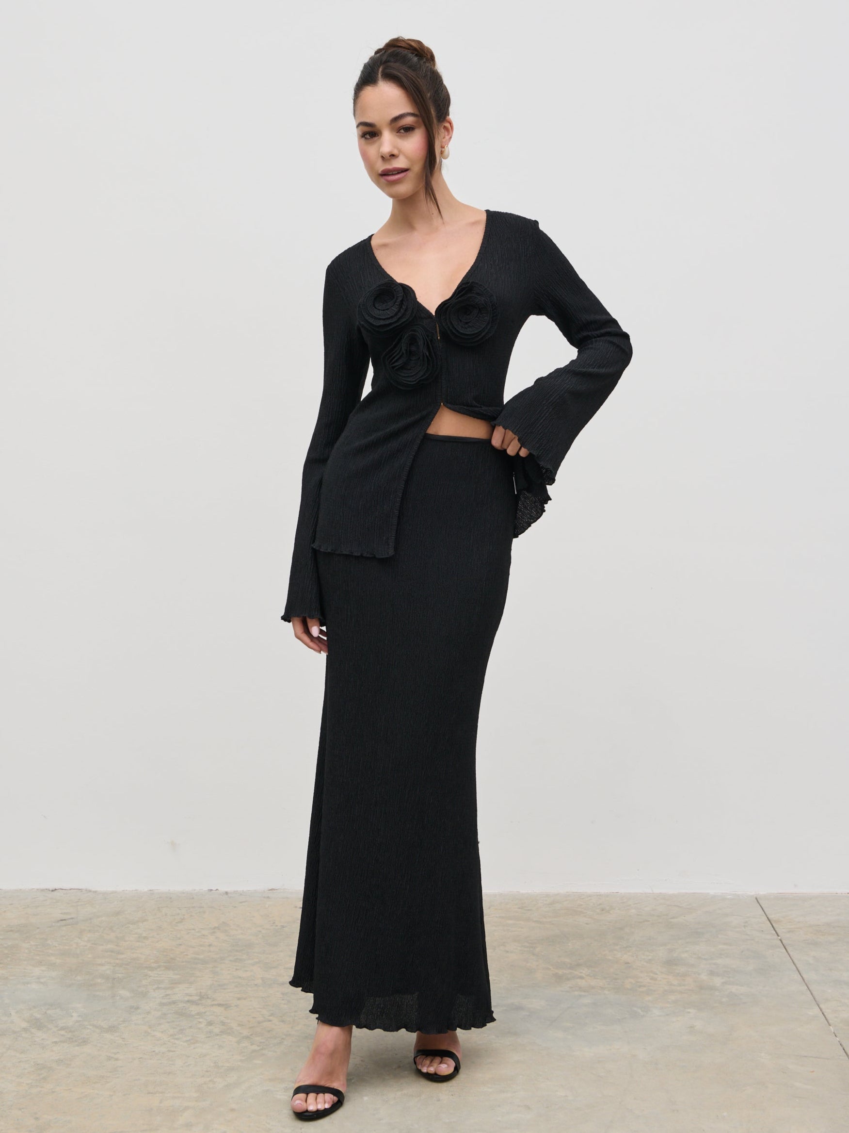 Evalina Crinkle Maxi Skirt - Black