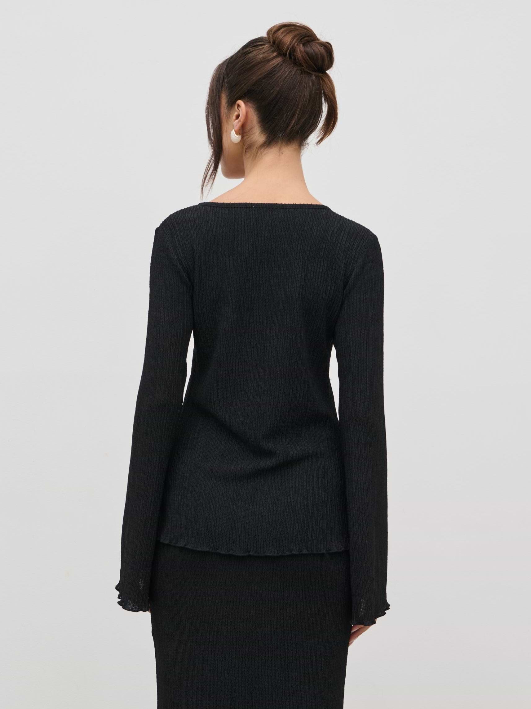 Evalina Crinkle Corsage Detail Top - Black
