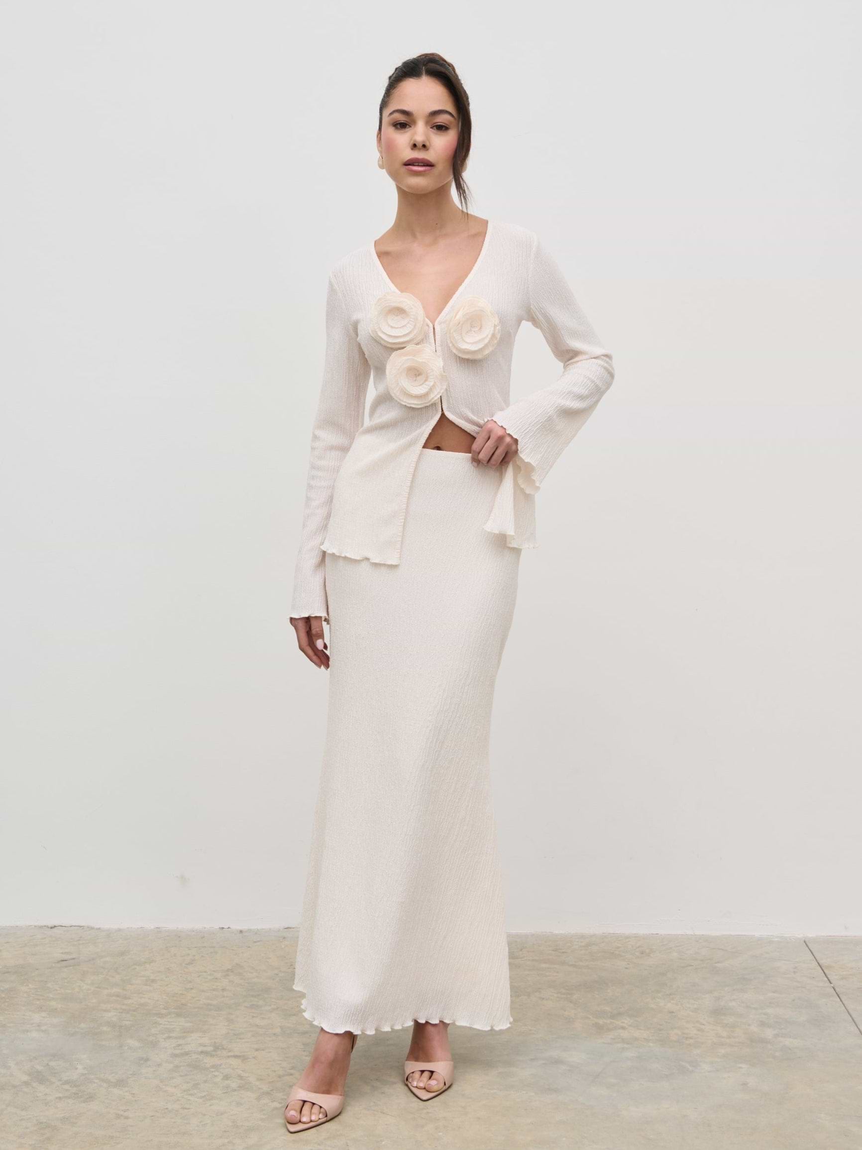 Evalina Crinkle Corsage Detail Top - Cream
