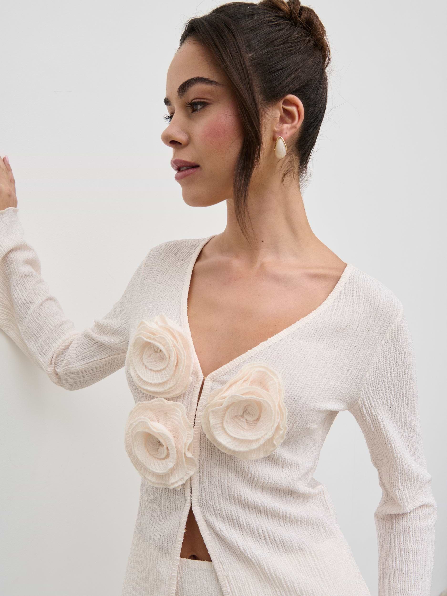 Evalina Crinkle Corsage Detail Top - Cream