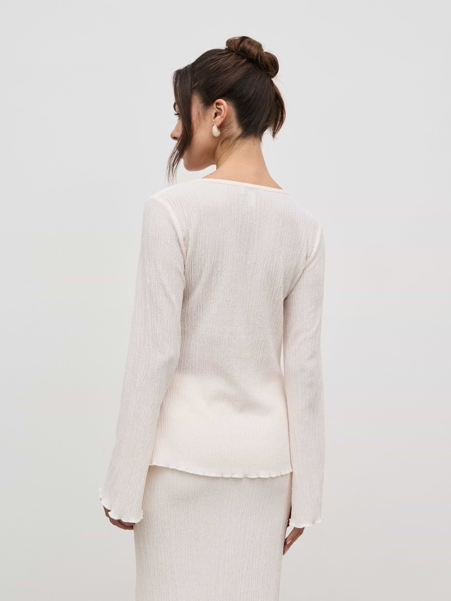 Evalina Crinkle Corsage Detail Top - Cream