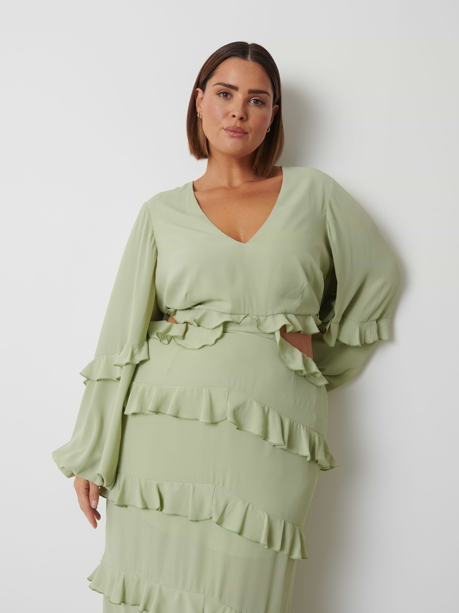 Evie Ruffle Maxi Dress Curve - Sage