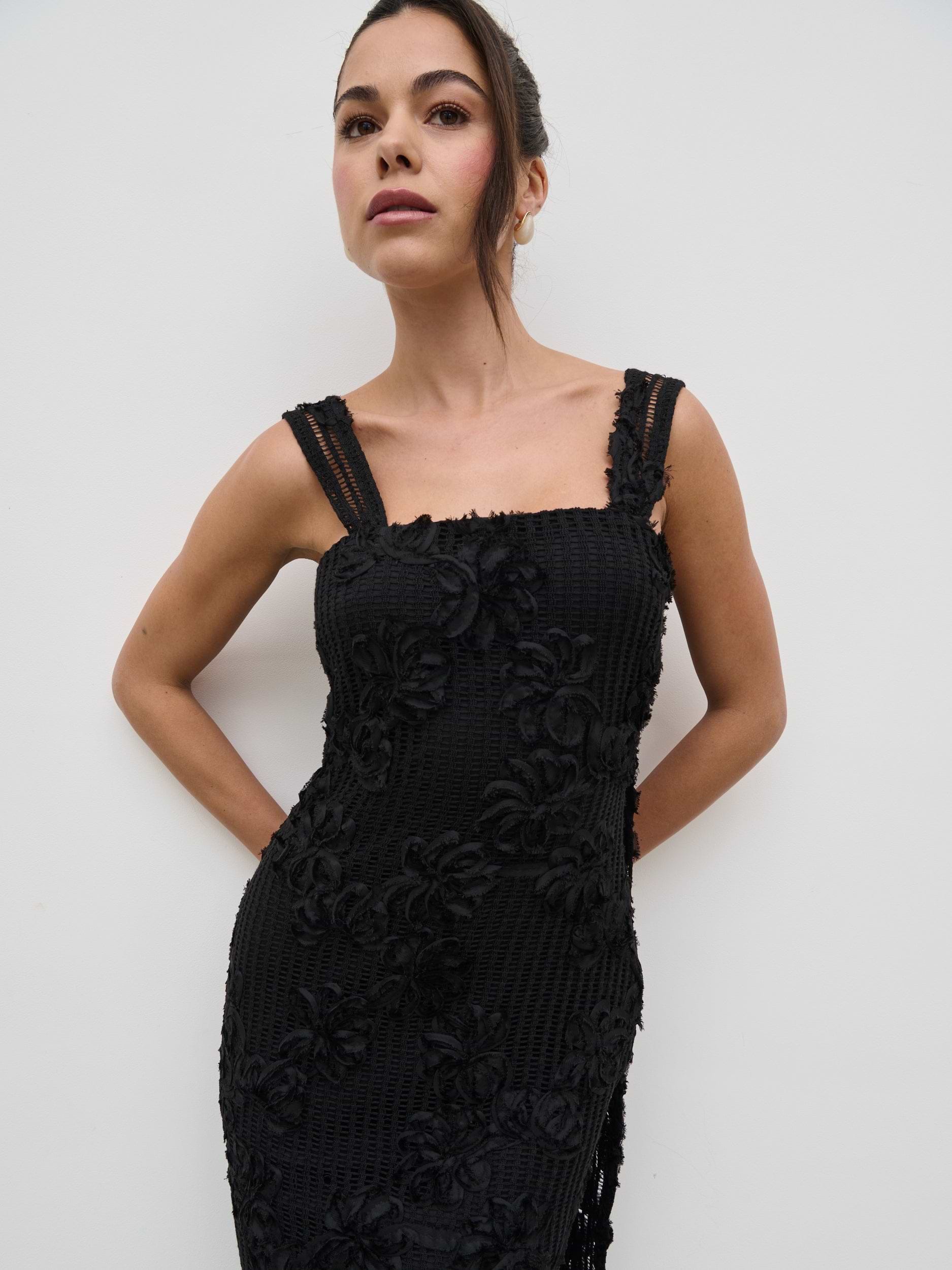 Gigou Crochet Floral Maxi Dress - Black