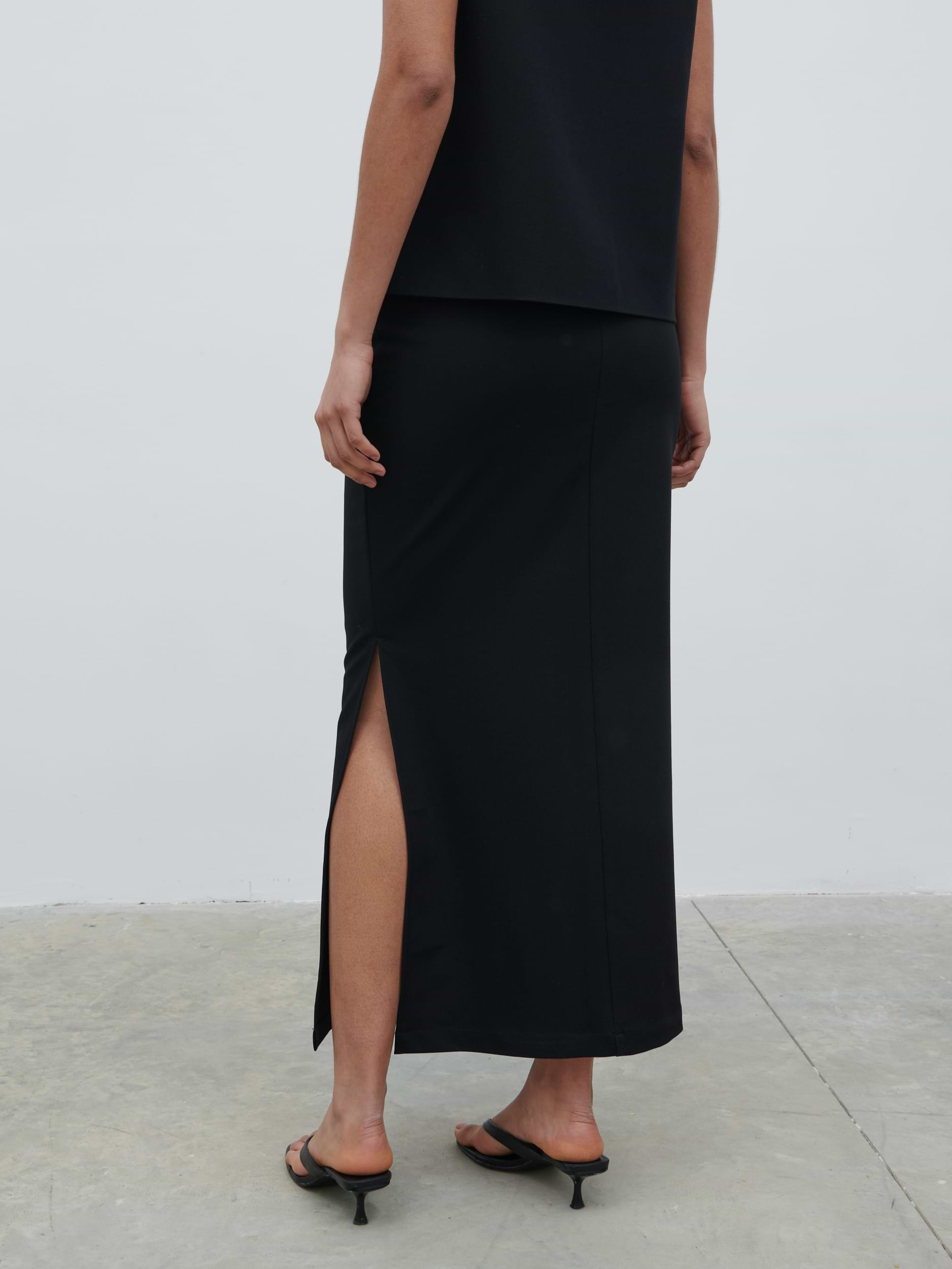 Harlee Tailored Midaxi Skirt - Black