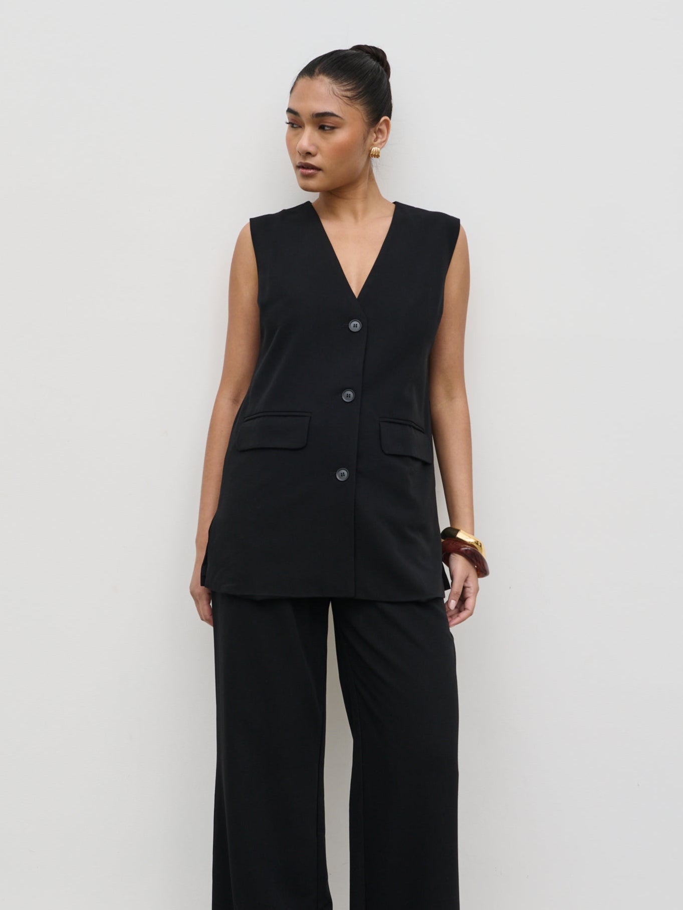 Harlee Sleeveless Waistcoat - Black