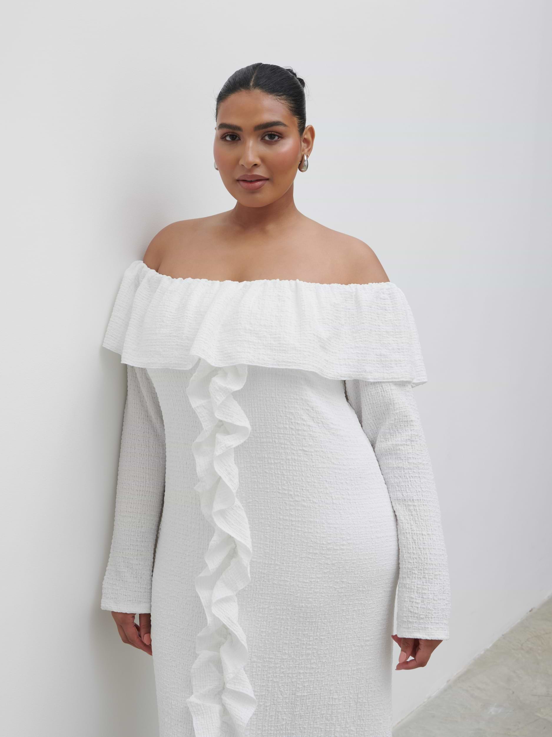 Hope Bardot Ruffle Jersey Maxi Dress Curve - Cream