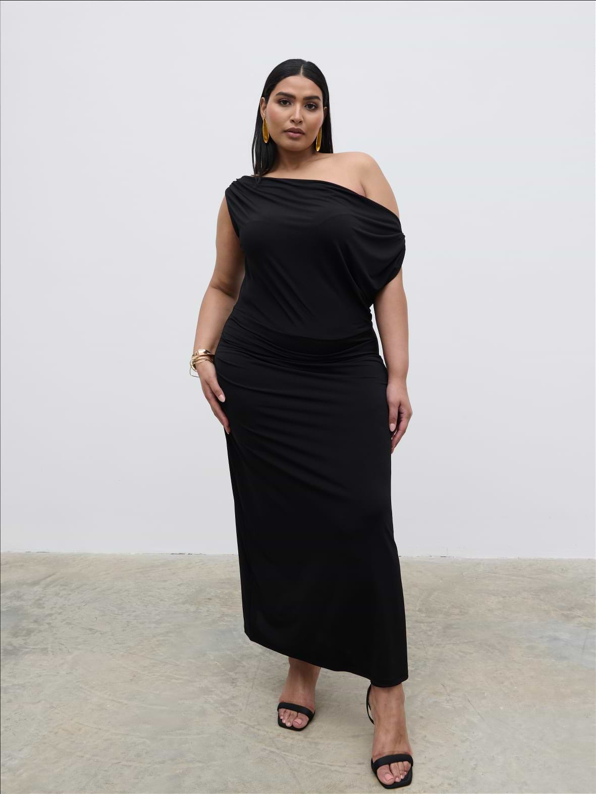 Janece Asymmetric Jersey Dress Curve - Black