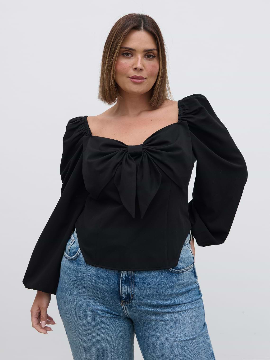 Jemima Exaggerated Bow Top Curve - Black