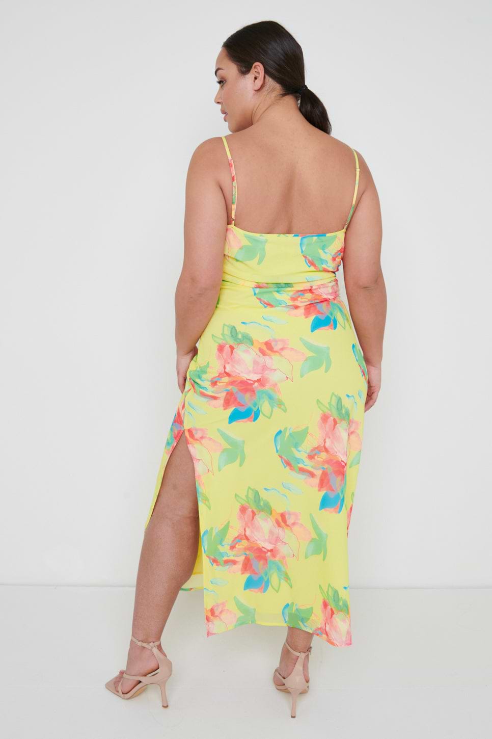 Keisha Ruched Midaxi Dress Curve - Lemon Abstract Floral