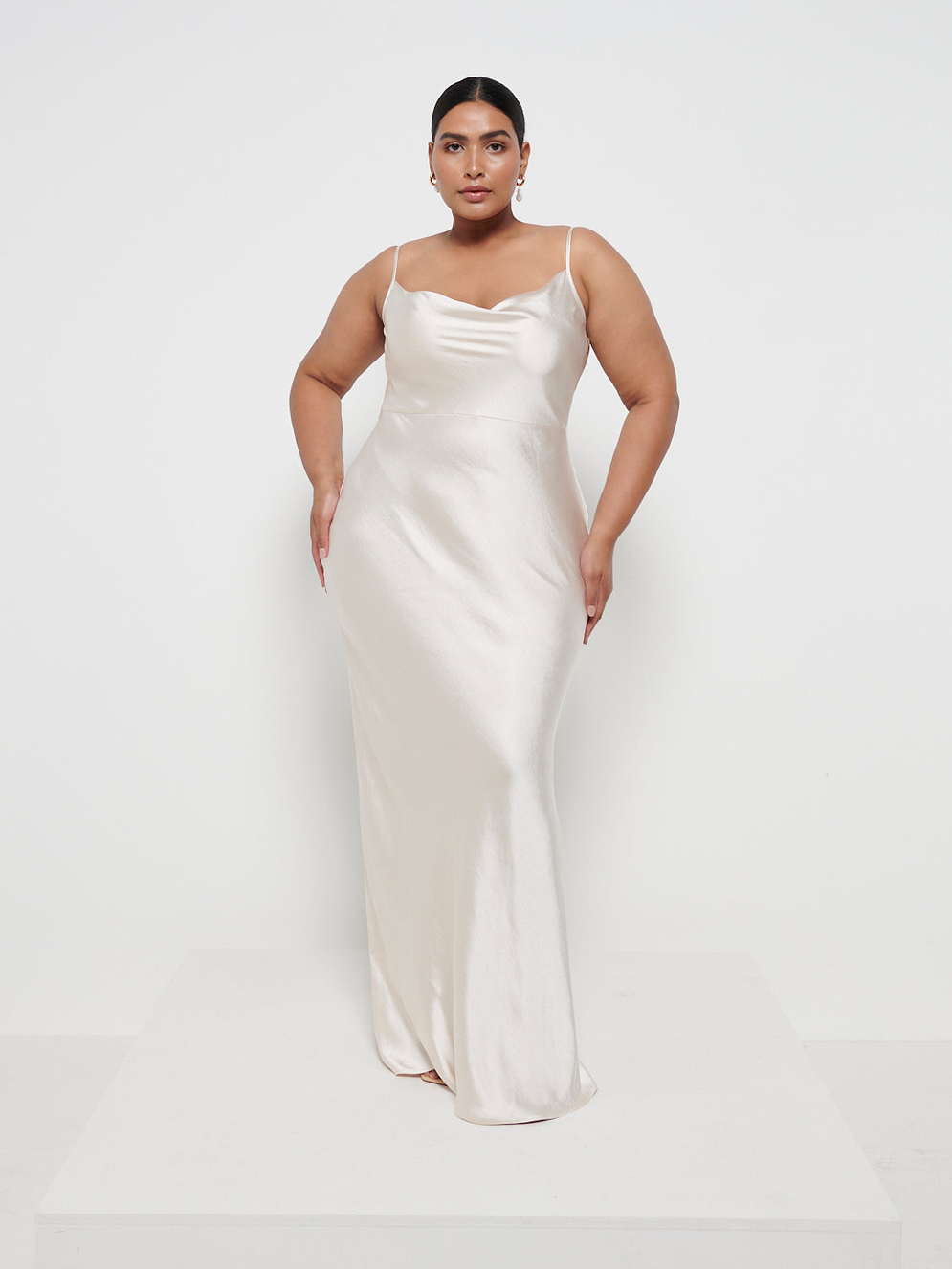 Keisha Maxi Bridesmaid Dress Curve - Matte Champagne