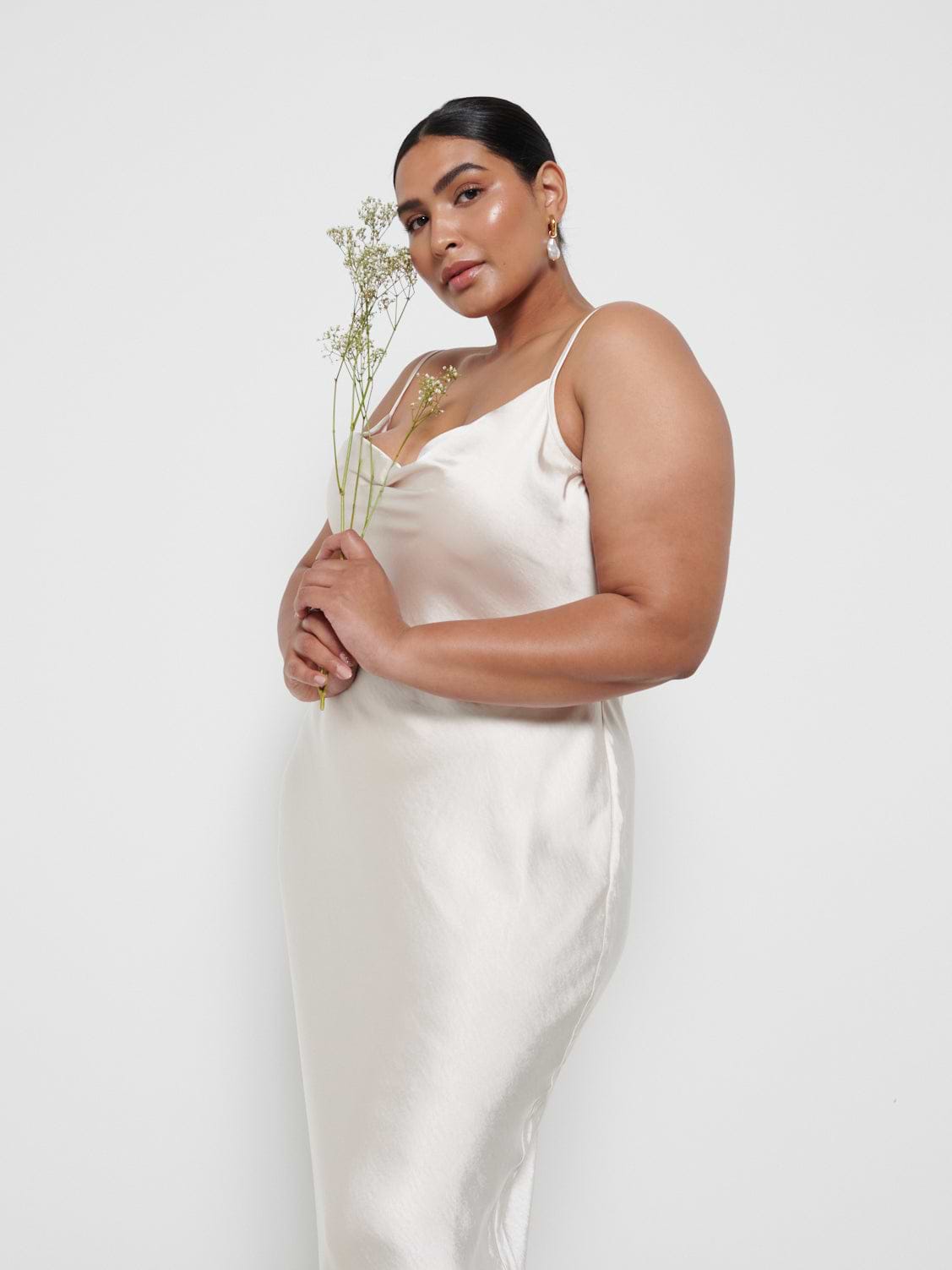 Keisha Maxi Bridesmaid Dress Curve - Matte Champagne