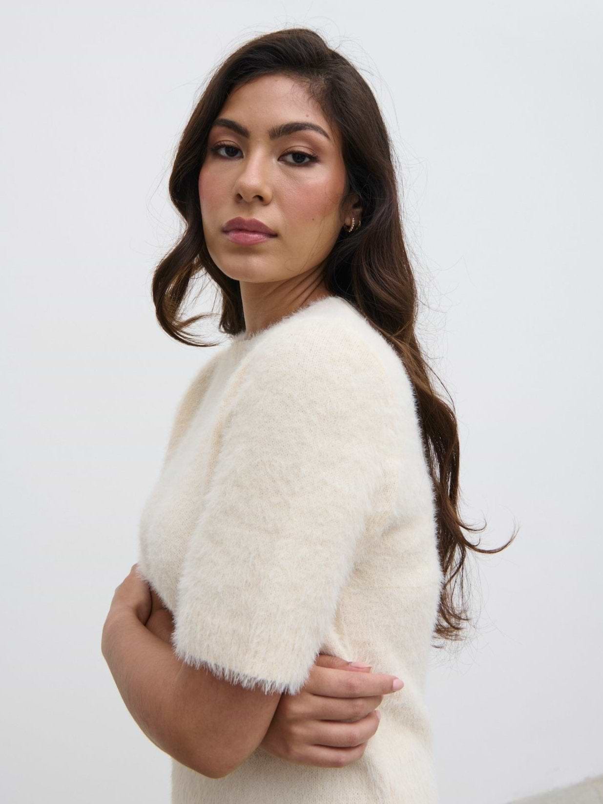 Kelly Cropped Fluffy Knit T-Shirt - Cream