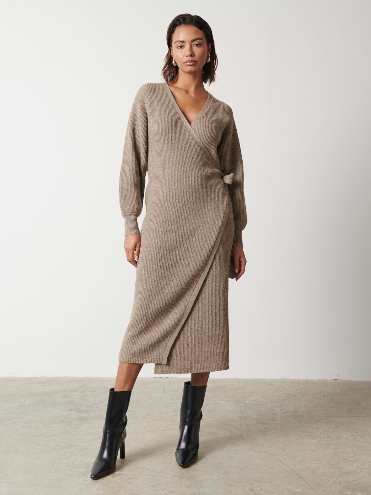 Kinsley Ribbed Wrap Dress - Mushroom