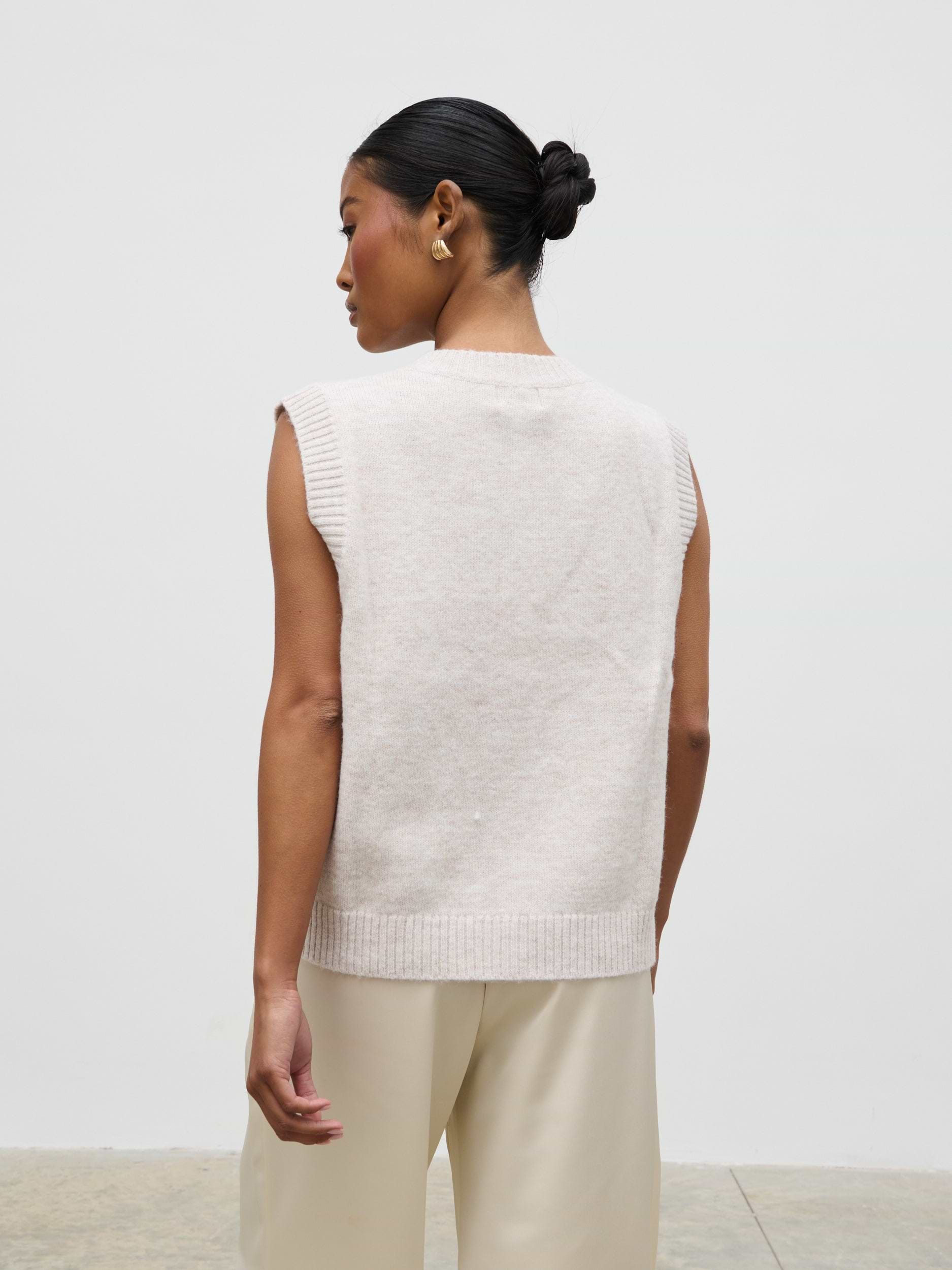 Leonora Fluffy Knit Waistcoat - Chalk
