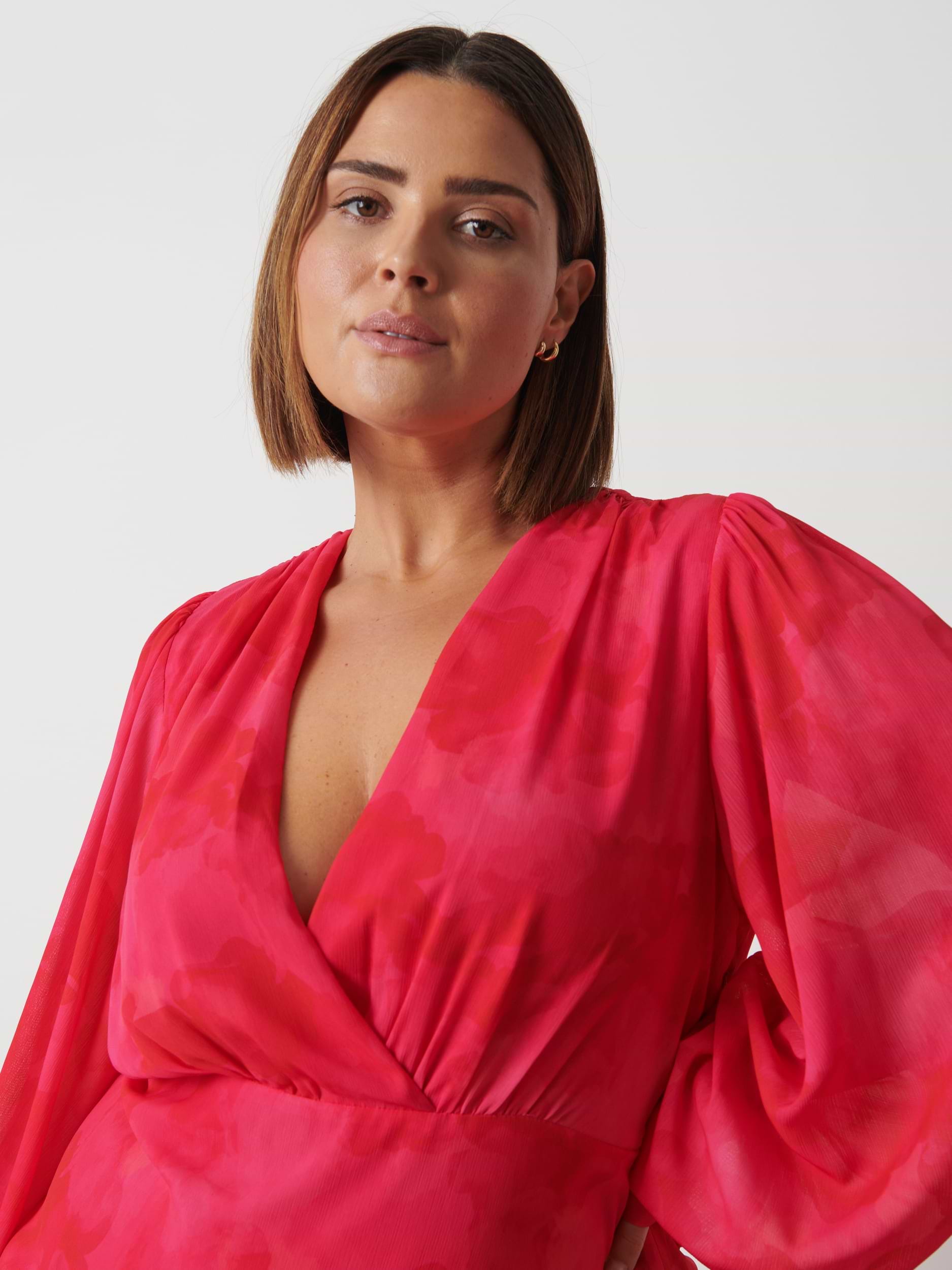 Lilianna Backless Balloon Sleeve Printed Dress Curve - Pink and Red Watercolour